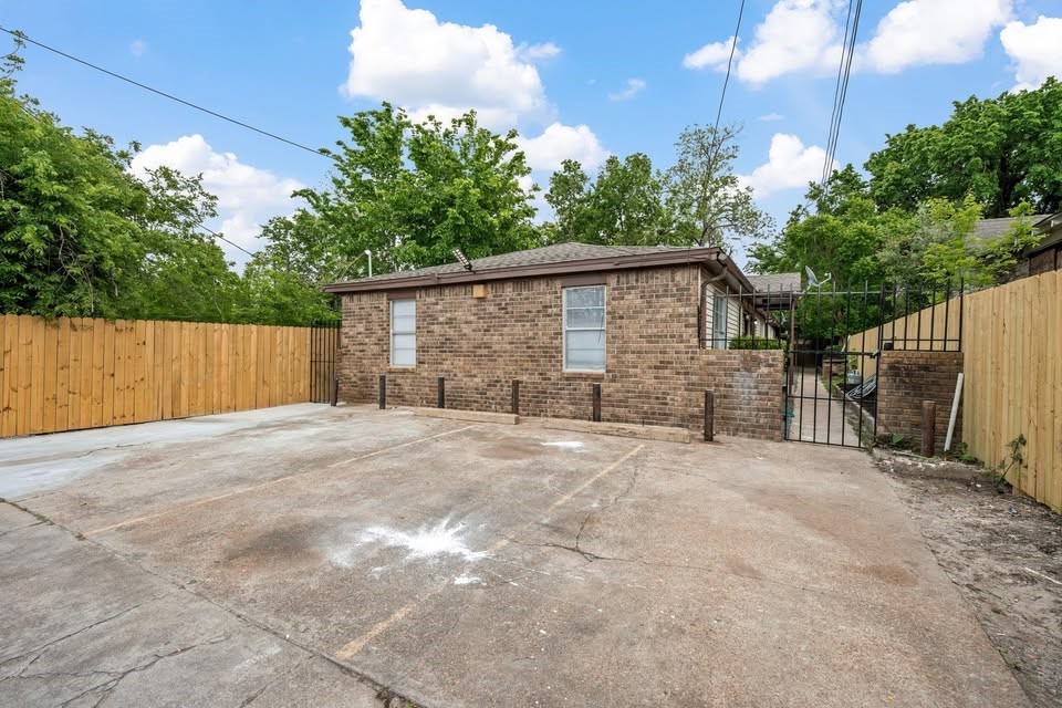 3425 Nettleton Street Property Photo 12