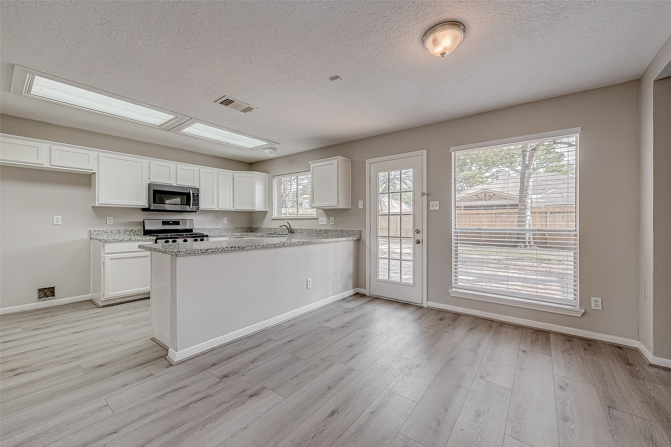 7218 Glen Rosa Drive Property Photo 15