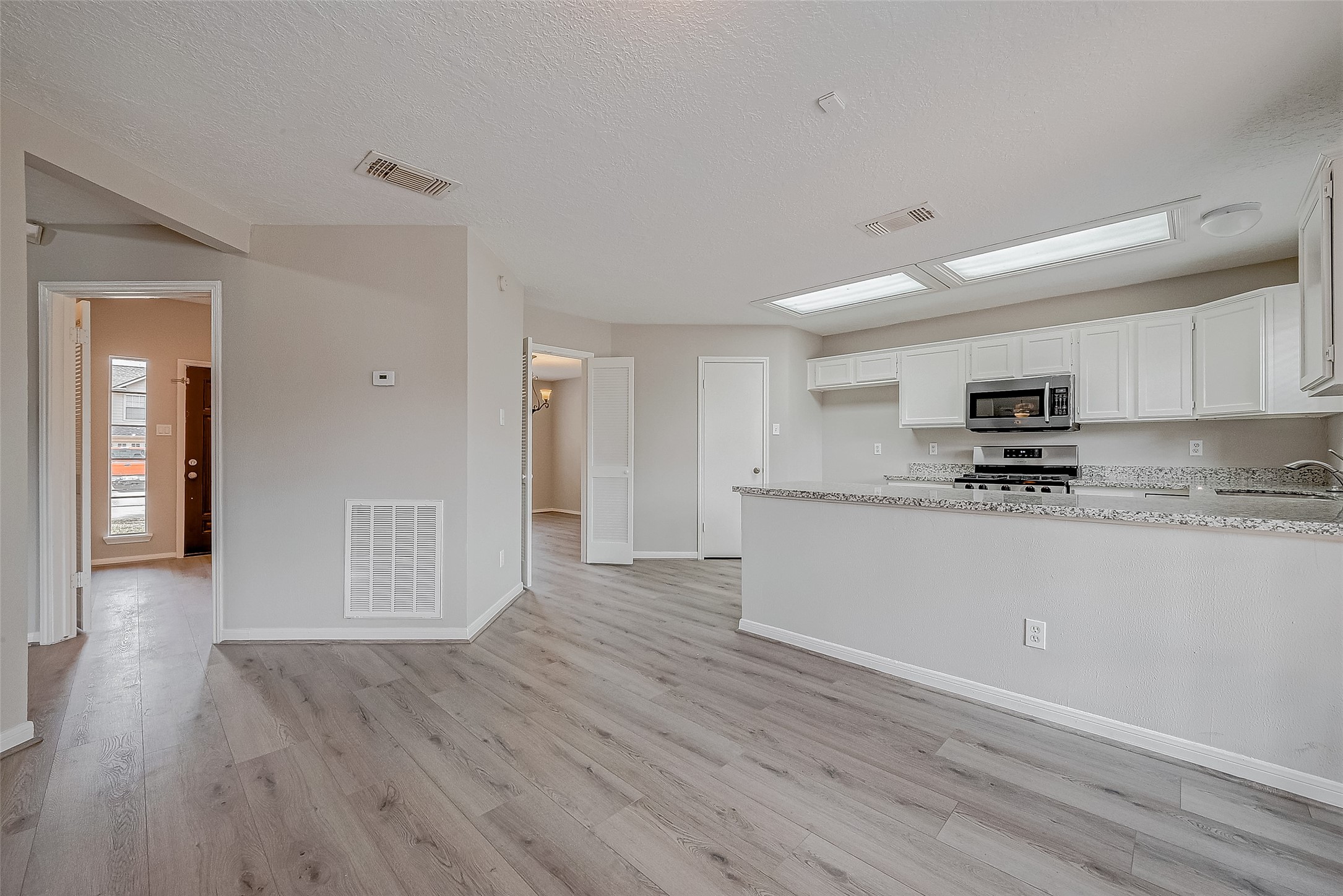 7218 Glen Rosa Drive Property Photo 16