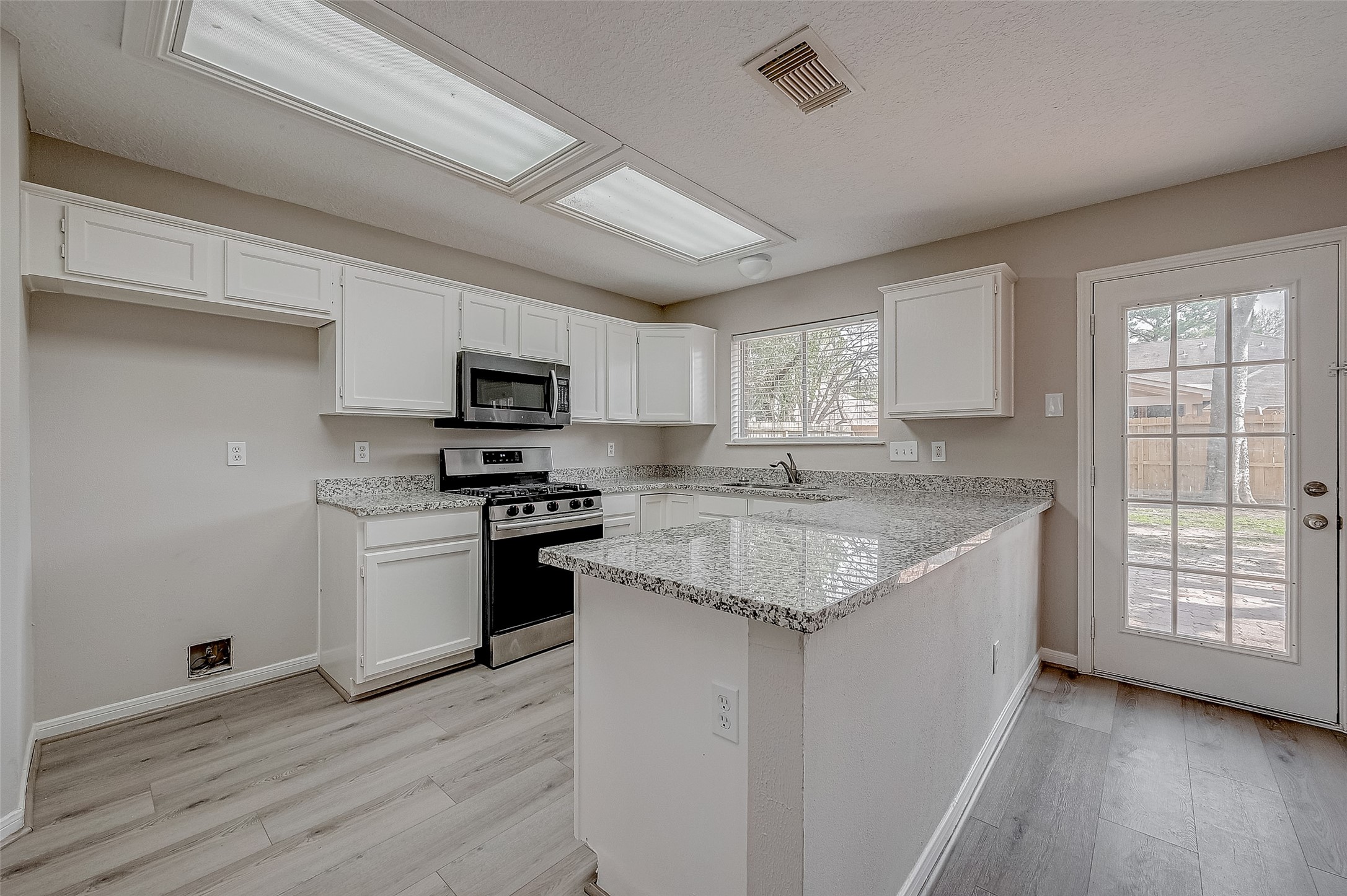 7218 Glen Rosa Drive Property Photo 19