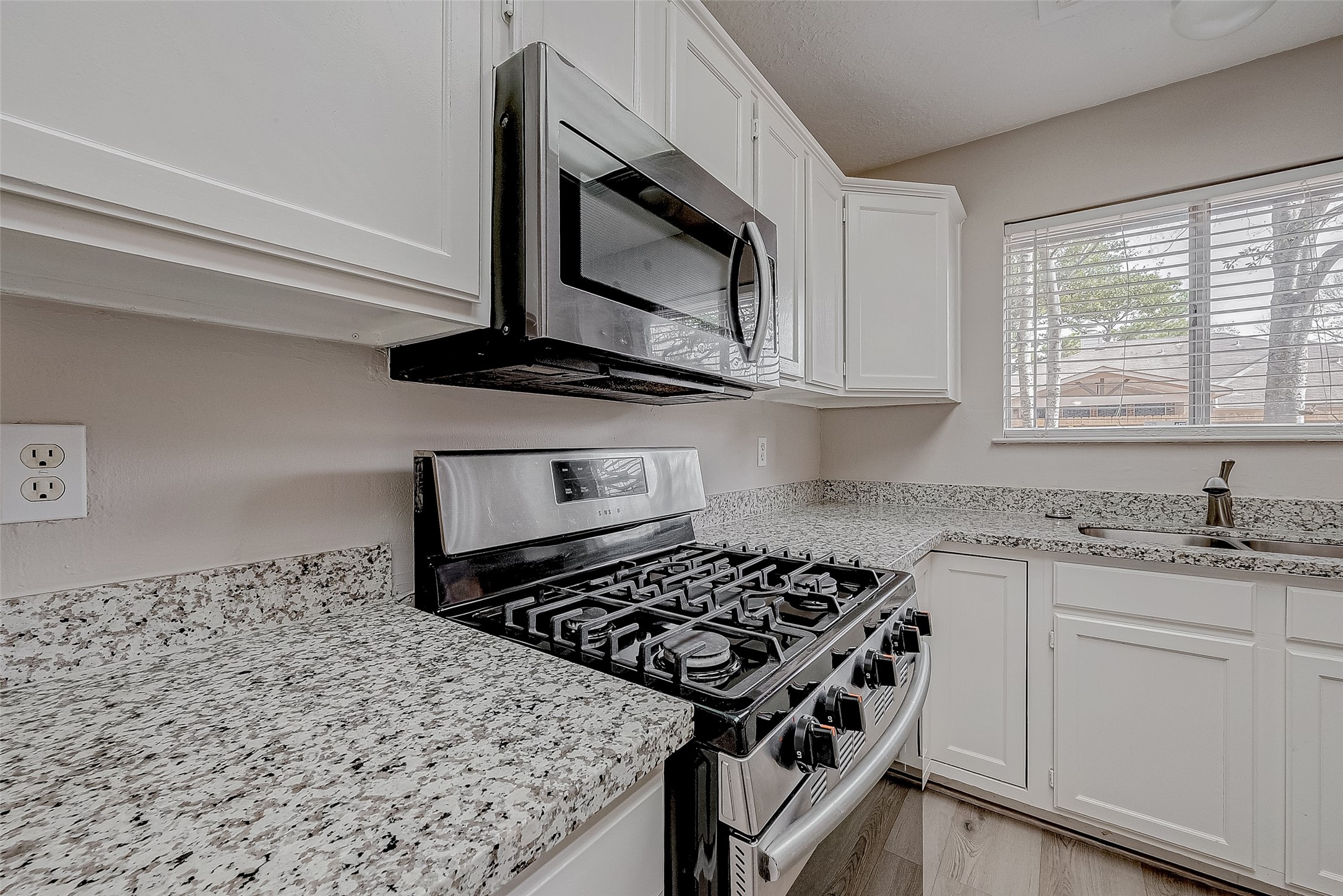 7218 Glen Rosa Drive Property Photo 23