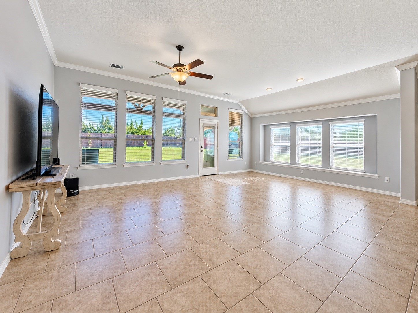 18302 Rowand Path Property Photo 5