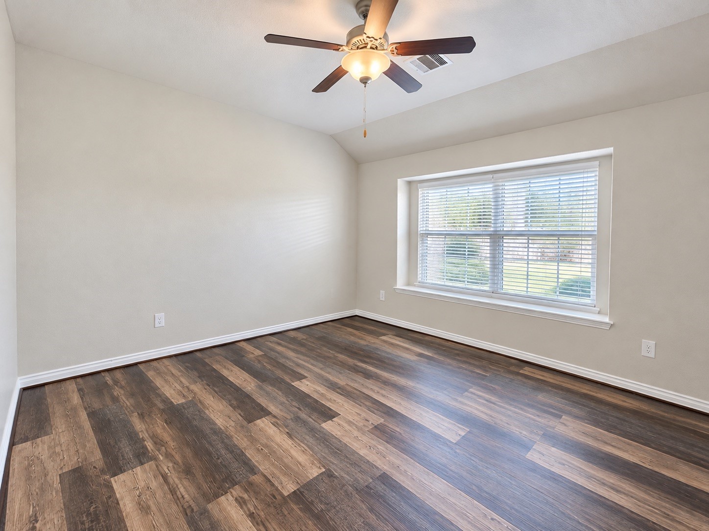 18302 Rowand Path Property Photo 17