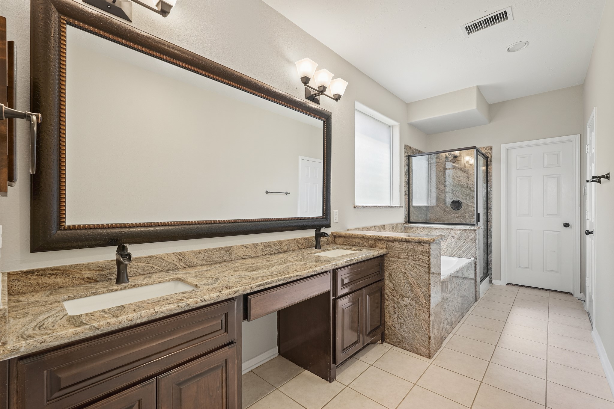 24543 Pelican Hill Drive Property Photo 13