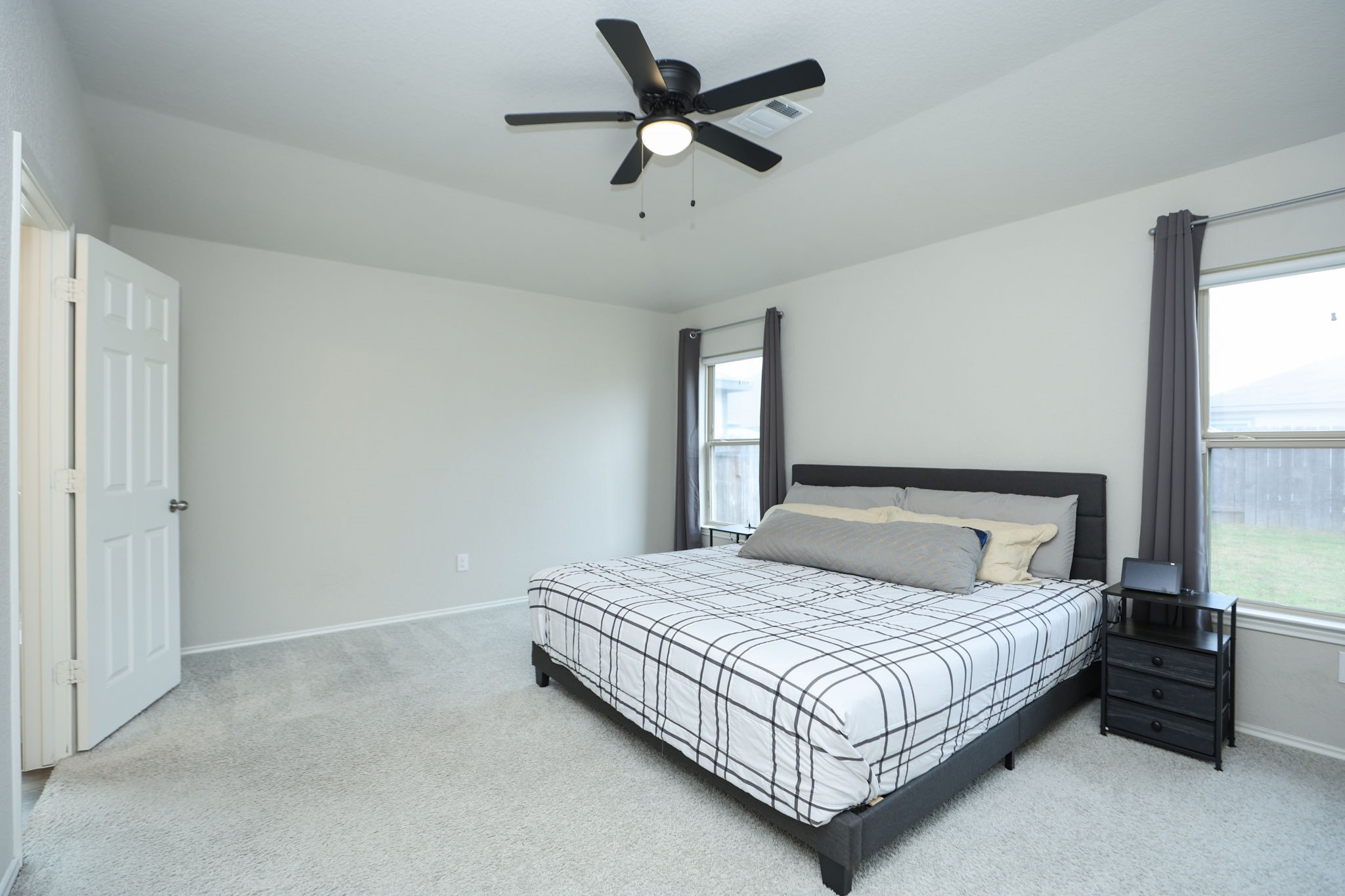 4227 Tulip Oak Drive Property Photo 11
