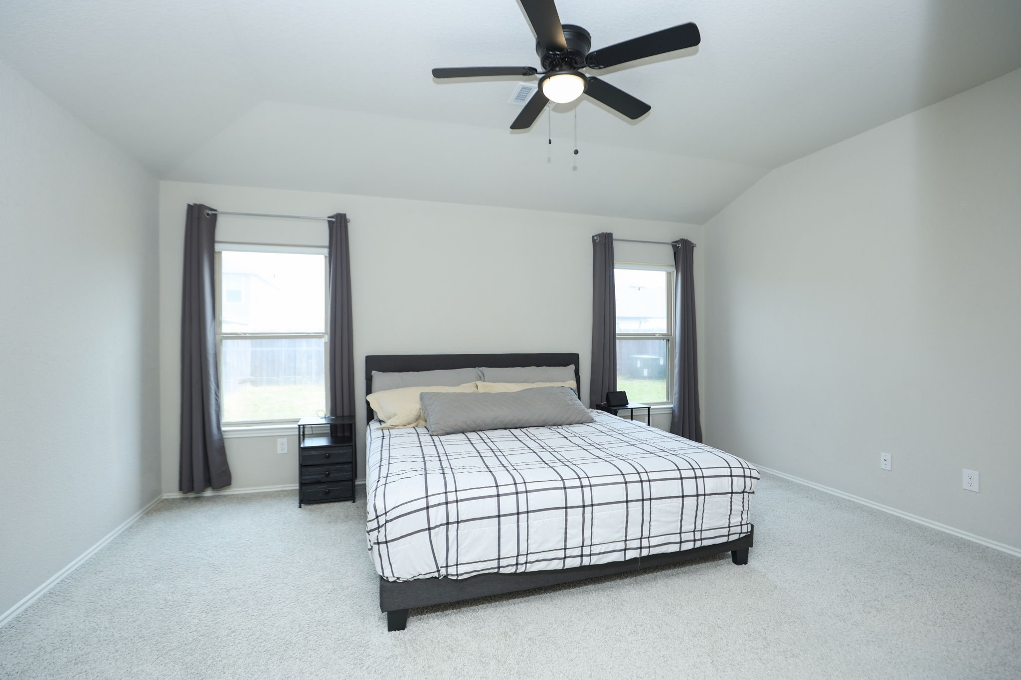 4227 Tulip Oak Drive Property Photo 13