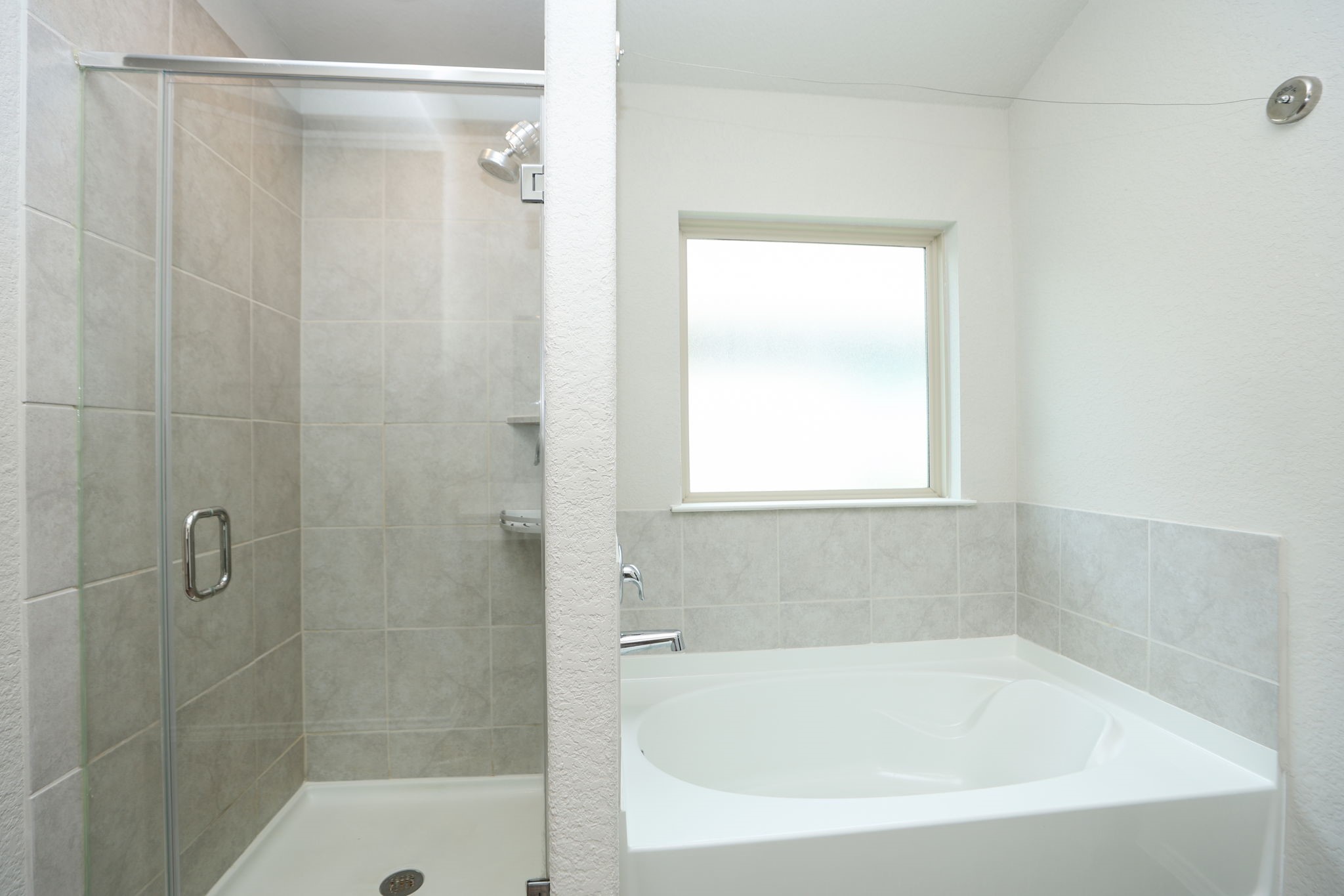 4227 Tulip Oak Drive Property Photo 15