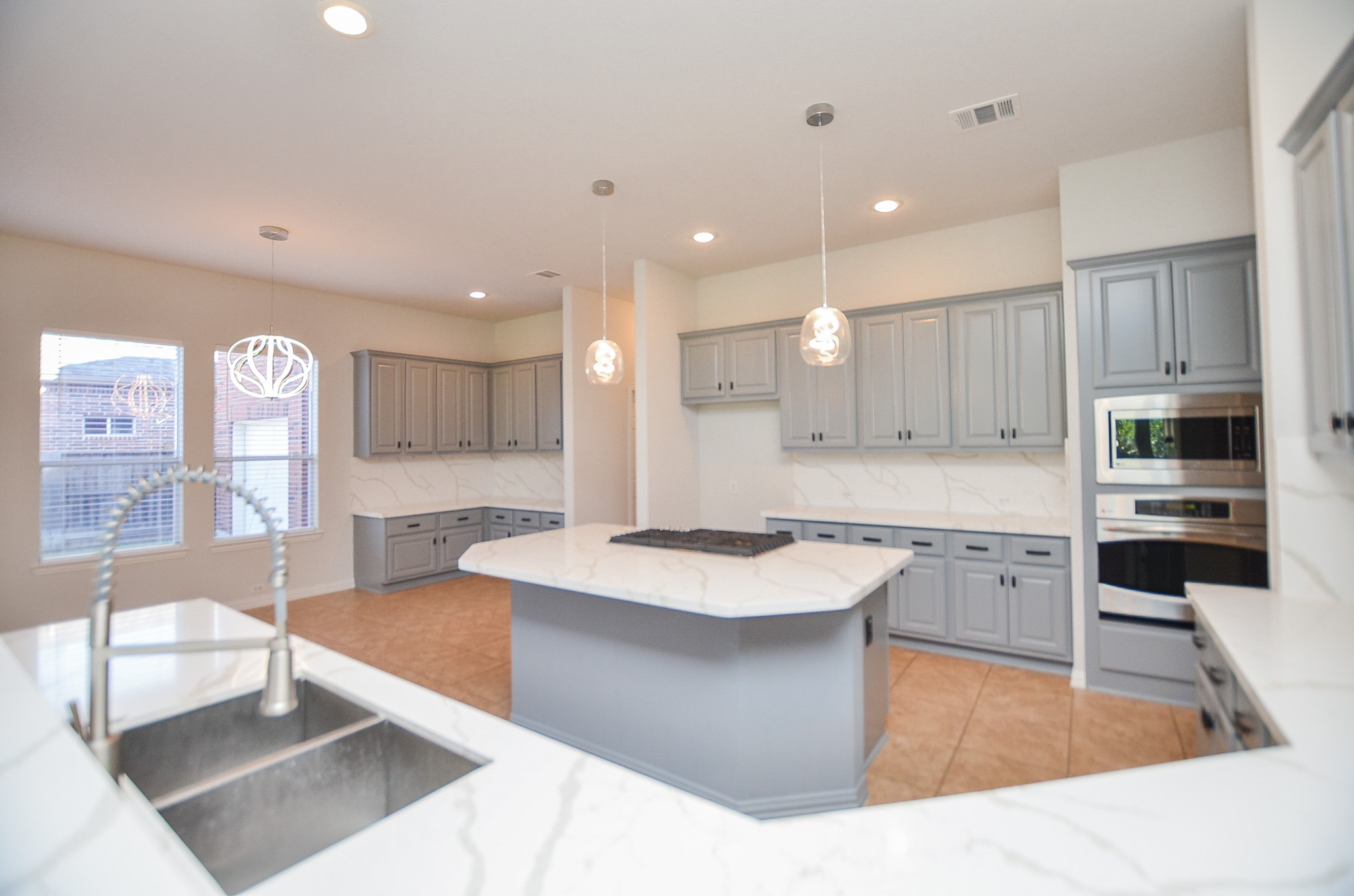 4315 Village Forest Drive Property Photo 14