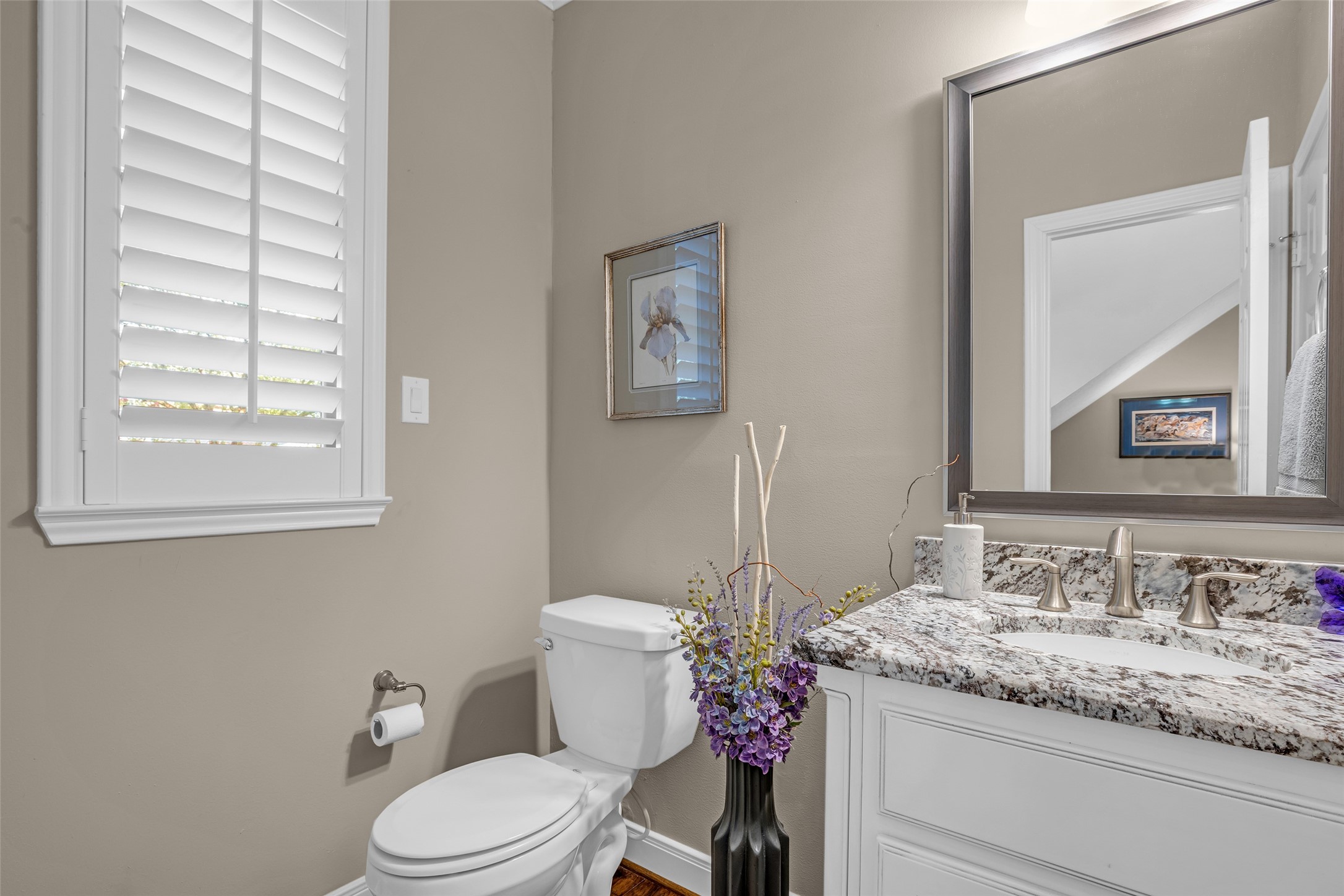 12833 Kingsbridge Lane Property Photo 12