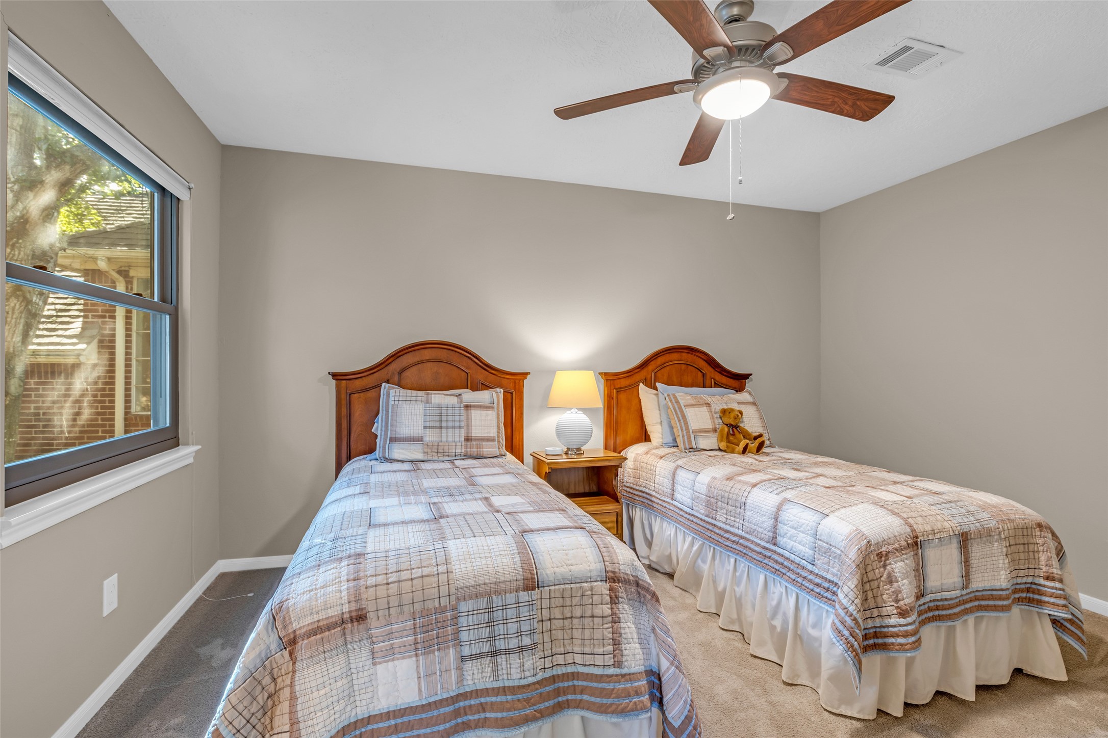 12833 Kingsbridge Lane Property Photo 31