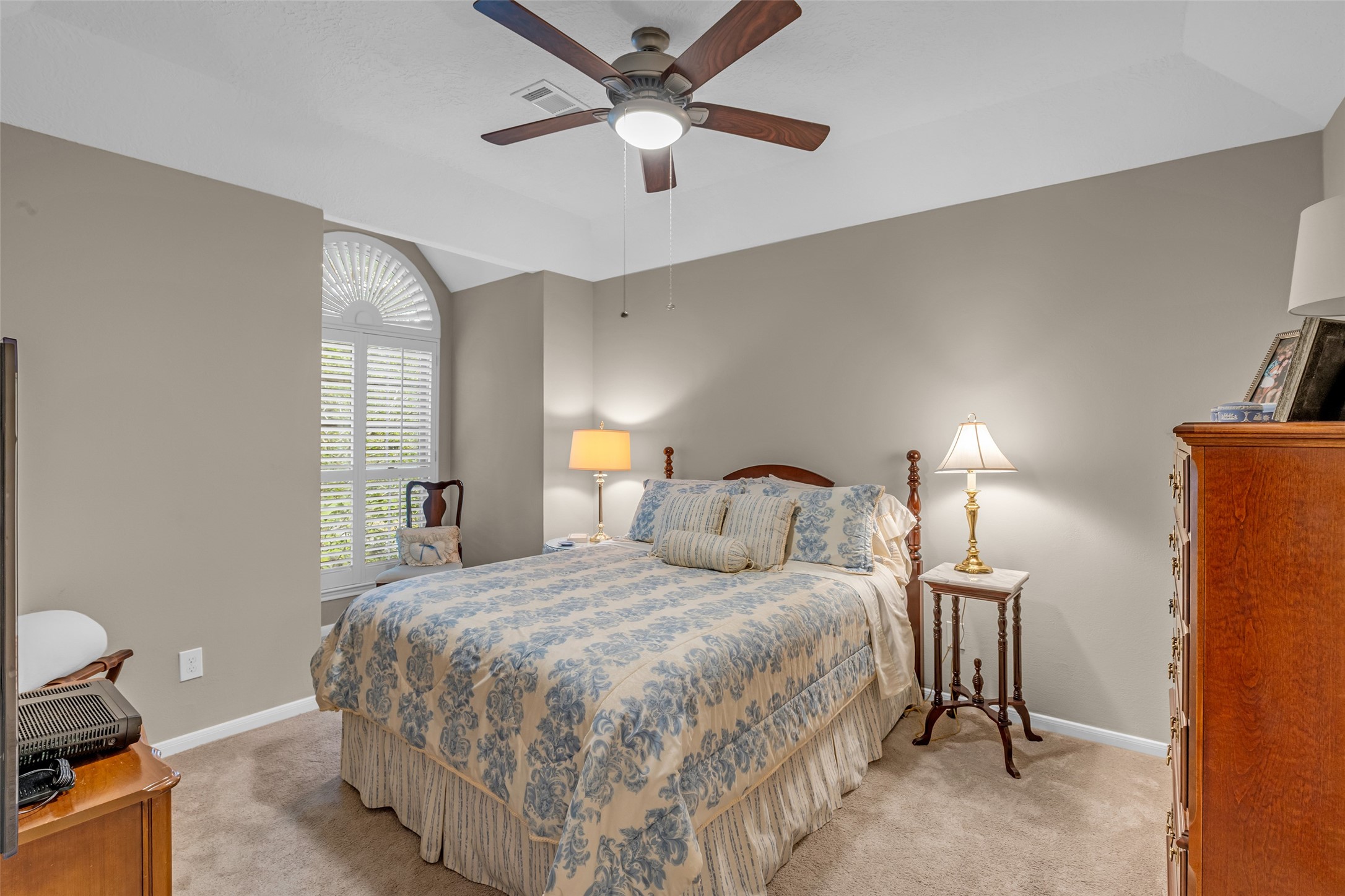 12833 Kingsbridge Lane Property Photo 33