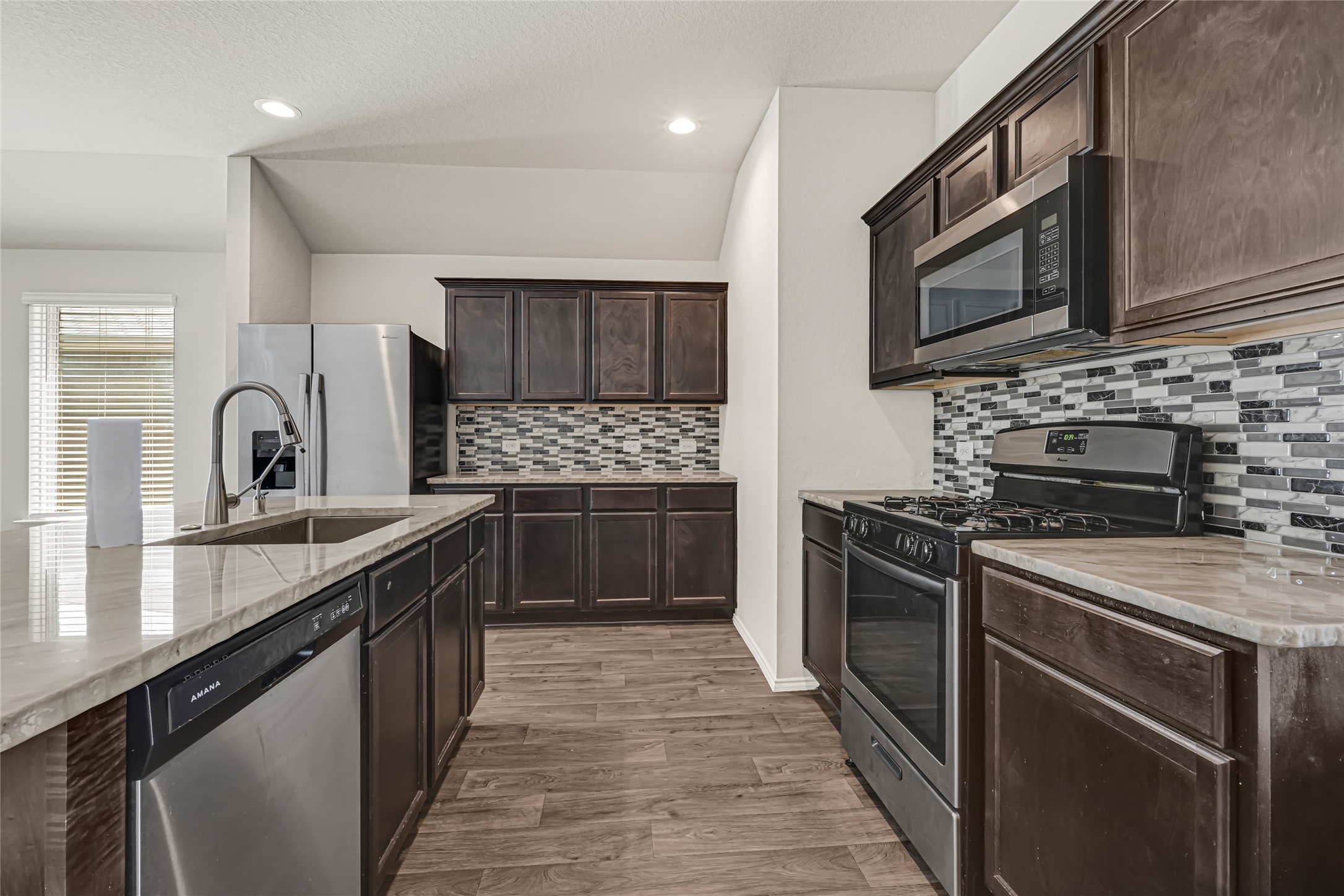 20855 Olive Leaf Street Property Photo 8