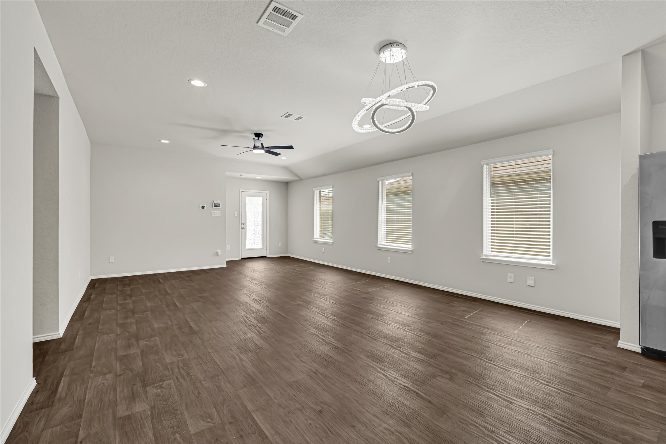 20855 Olive Leaf Street Property Photo 9