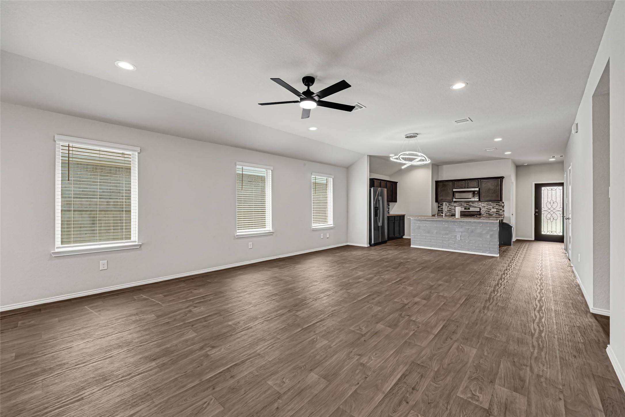 20855 Olive Leaf Street Property Photo 10