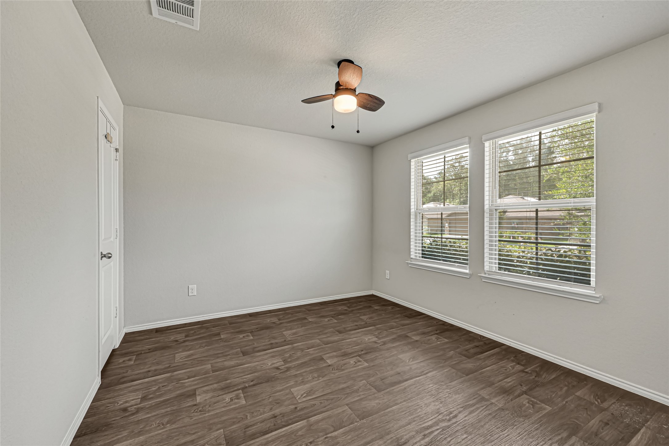 20855 Olive Leaf Street Property Photo 13