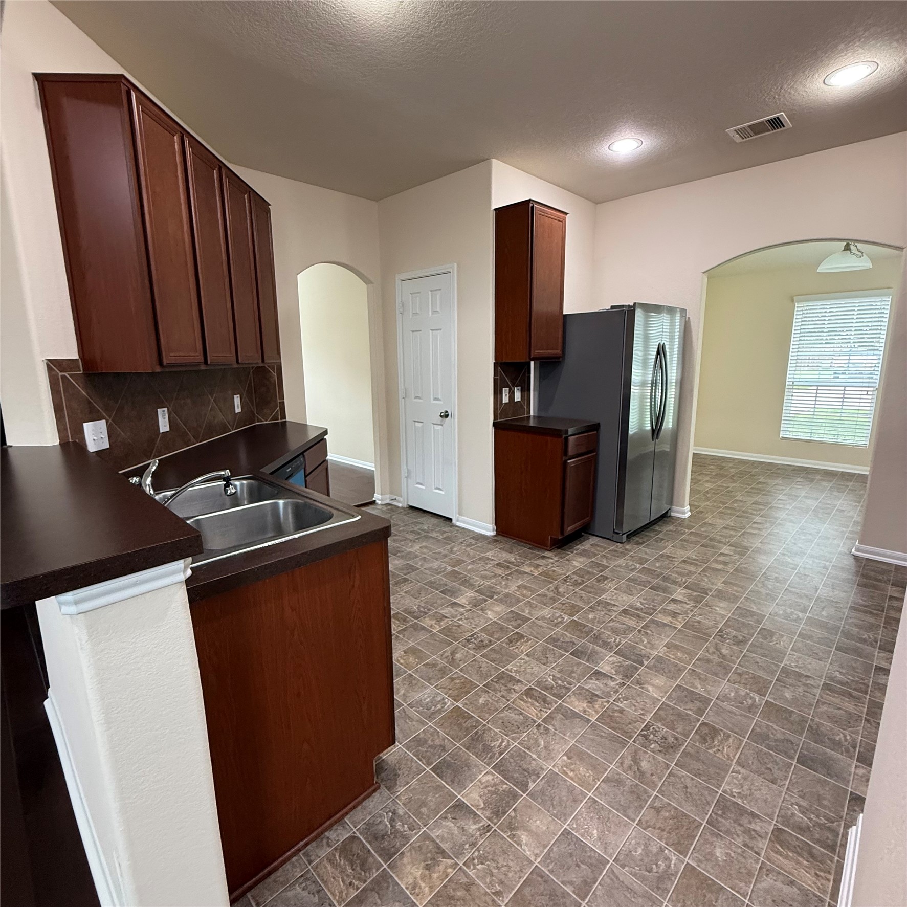 4223 Brightridge Court Property Photo 6