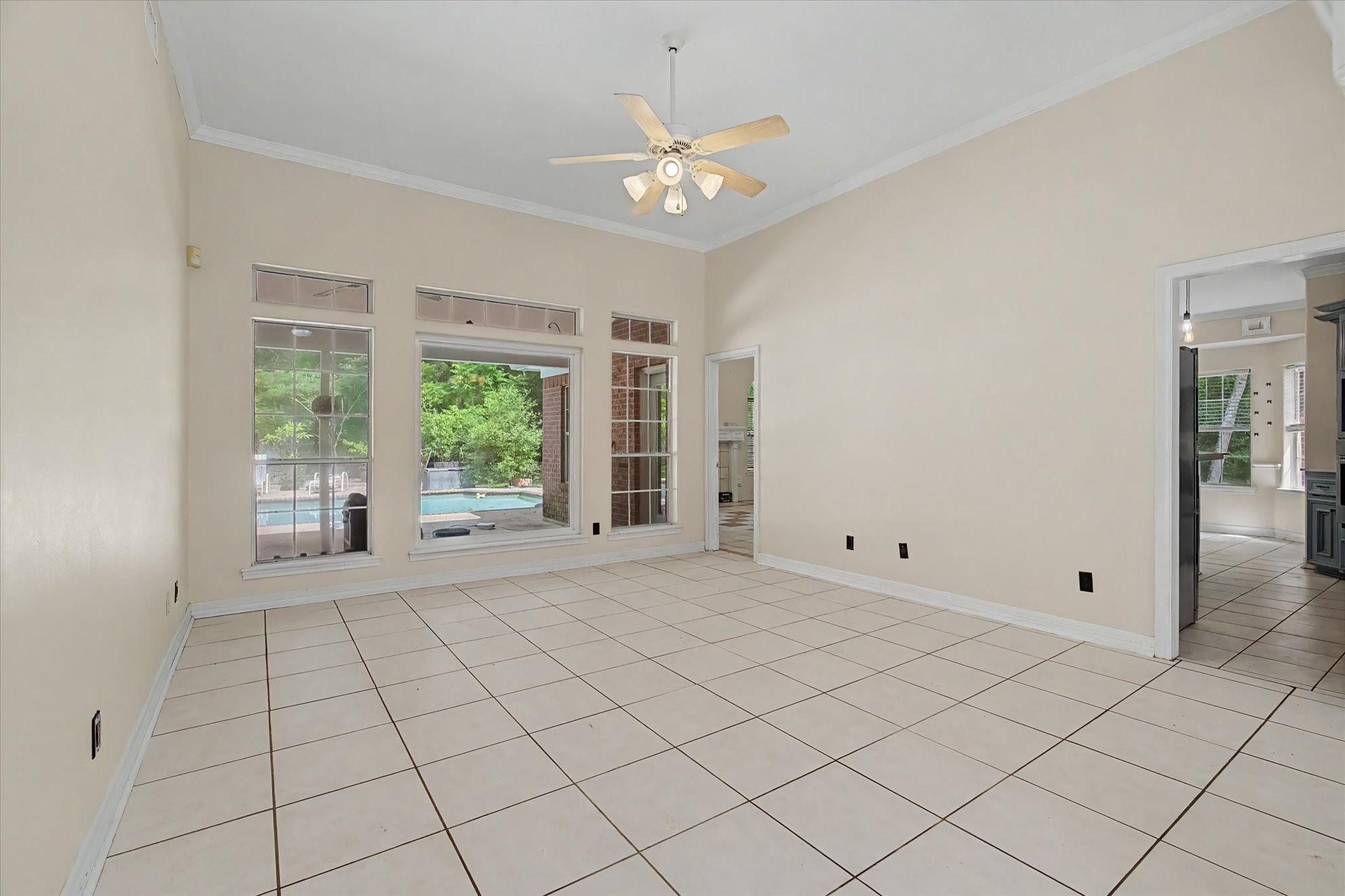 22873 Zambesi Drive Property Photo 5