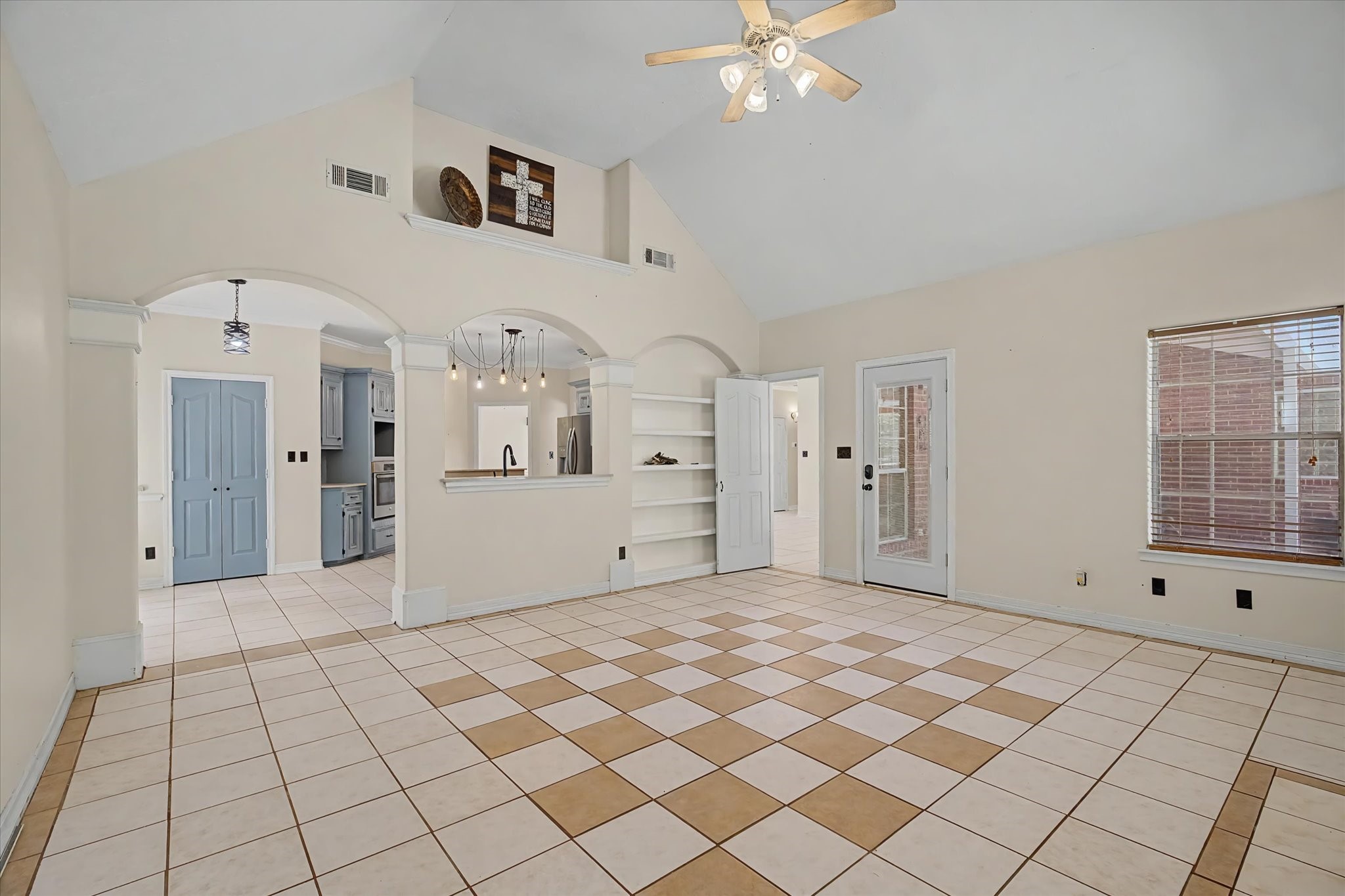 22873 Zambesi Drive Property Photo 22