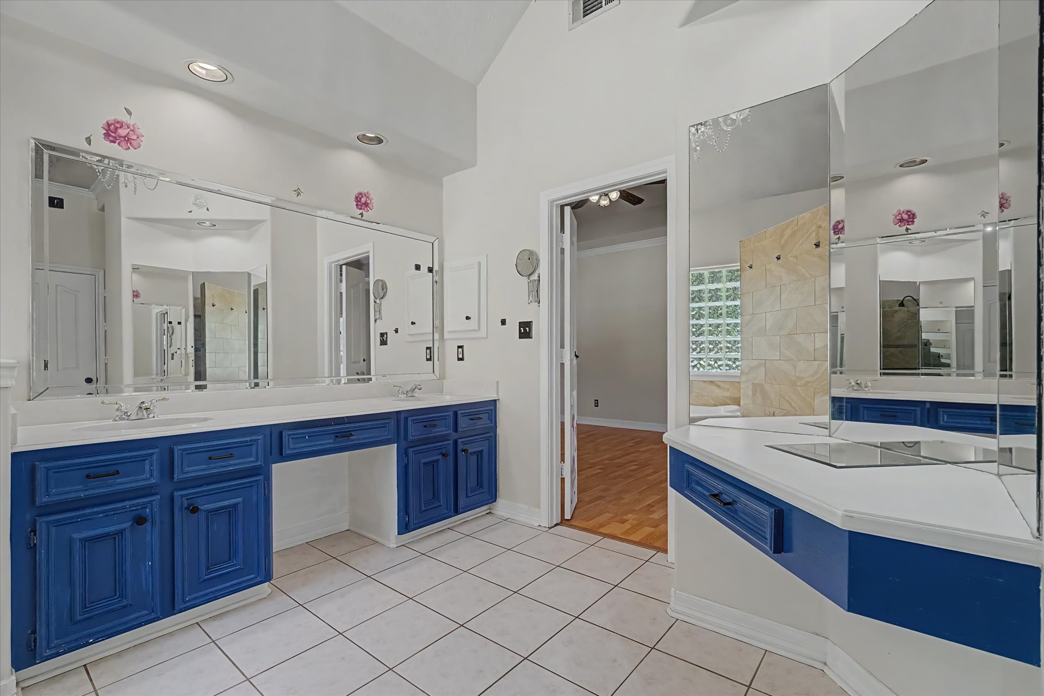 22873 Zambesi Drive Property Photo 29