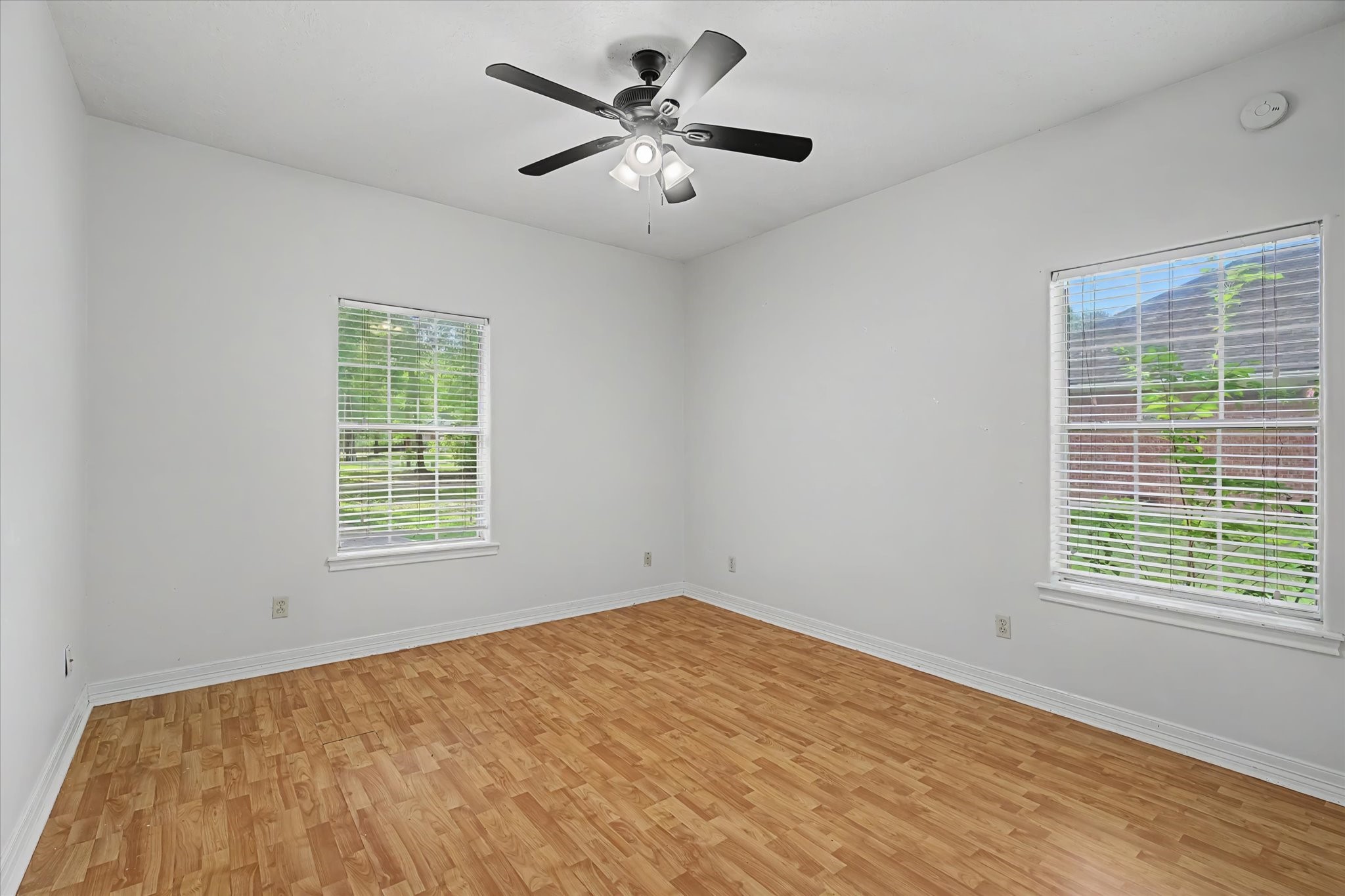 22873 Zambesi Drive Property Photo 35