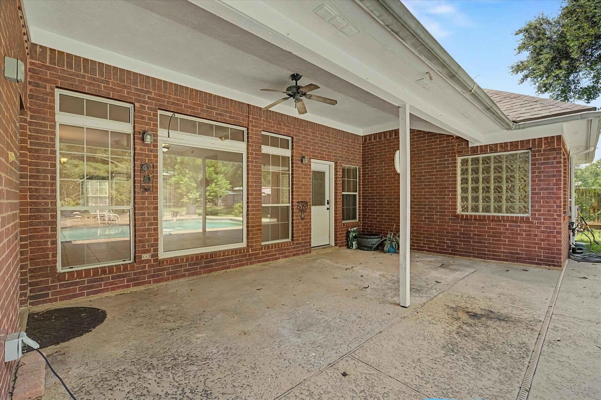 22873 Zambesi Drive Property Photo 44