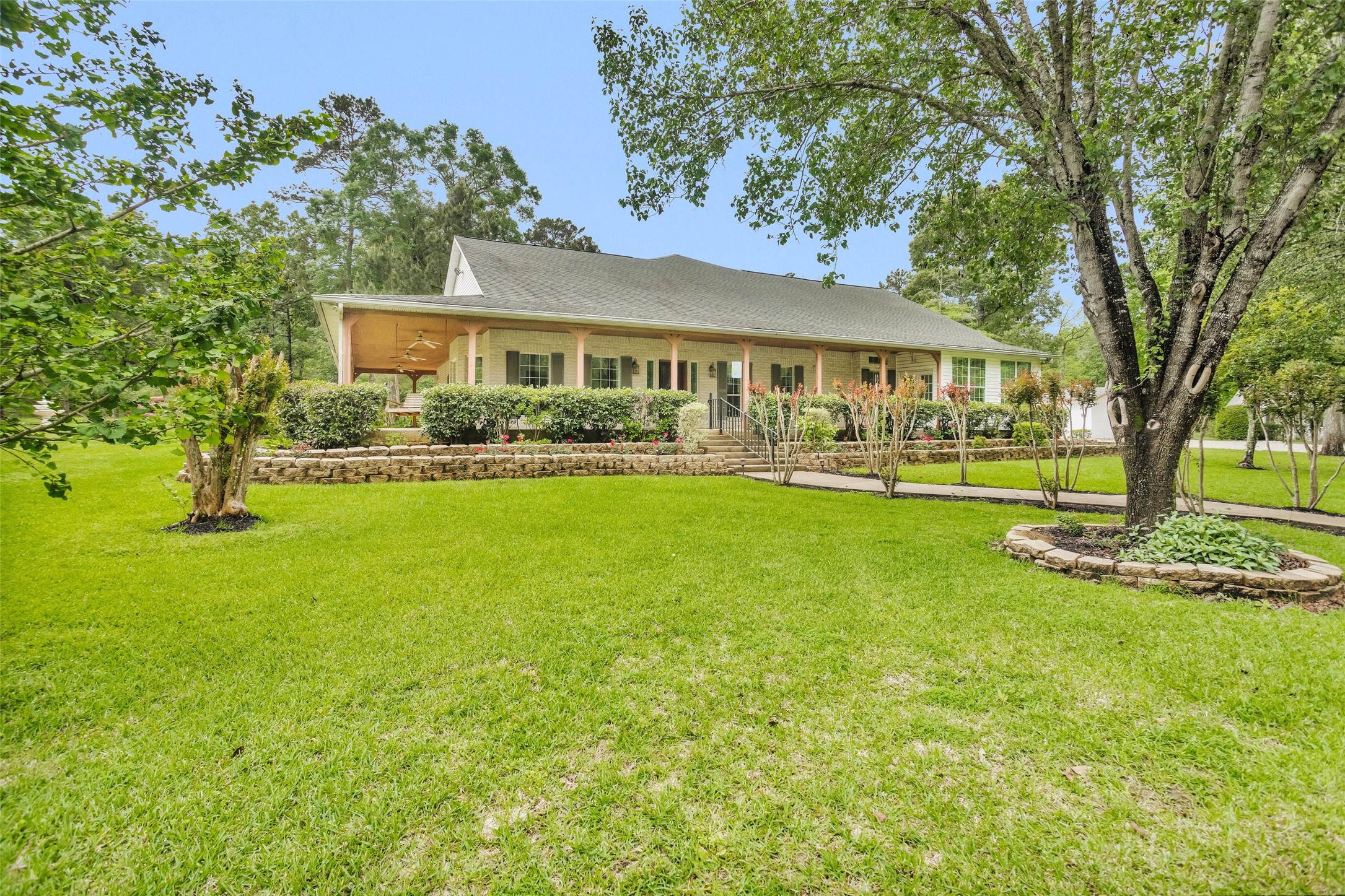 235 Caravella Court Property Photo 1