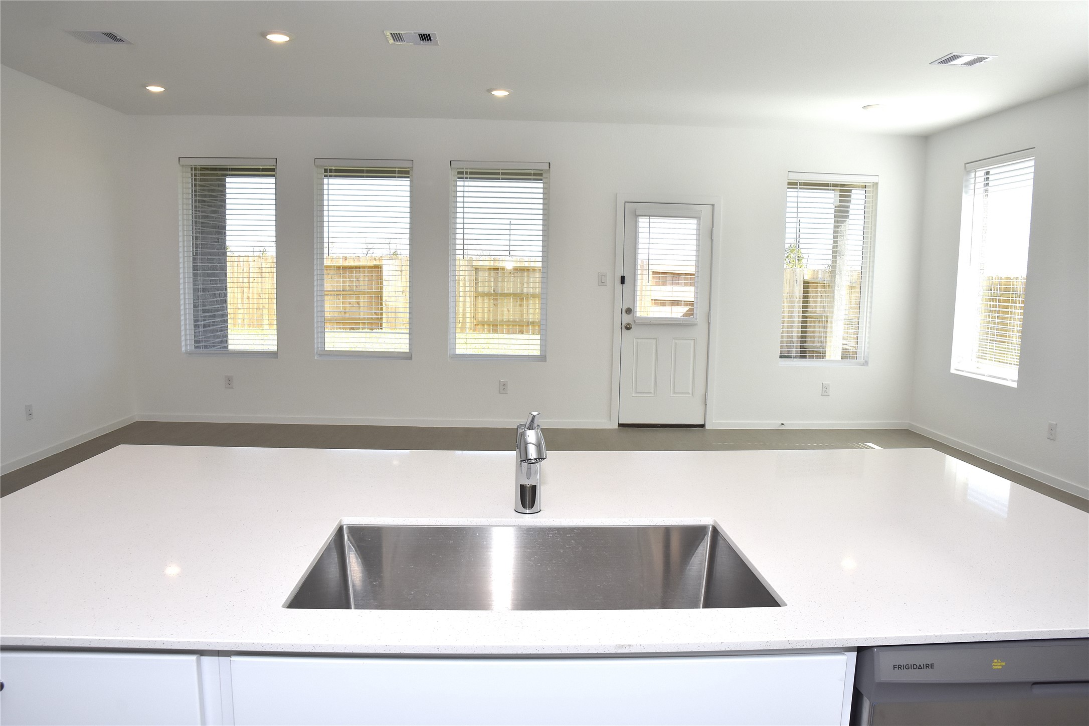 827 Heaven Drive Property Photo 12