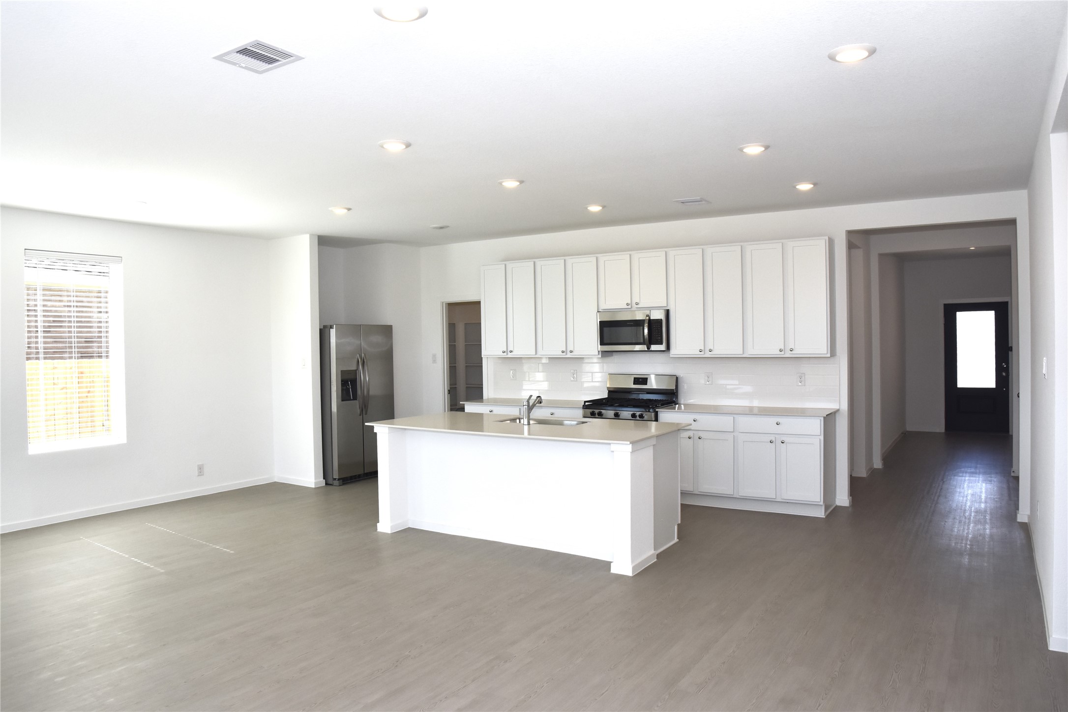 827 Heaven Drive Property Photo 13