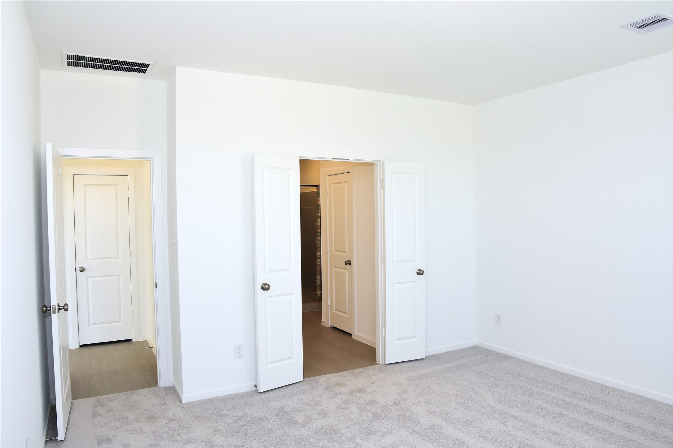 827 Heaven Drive Property Photo 16
