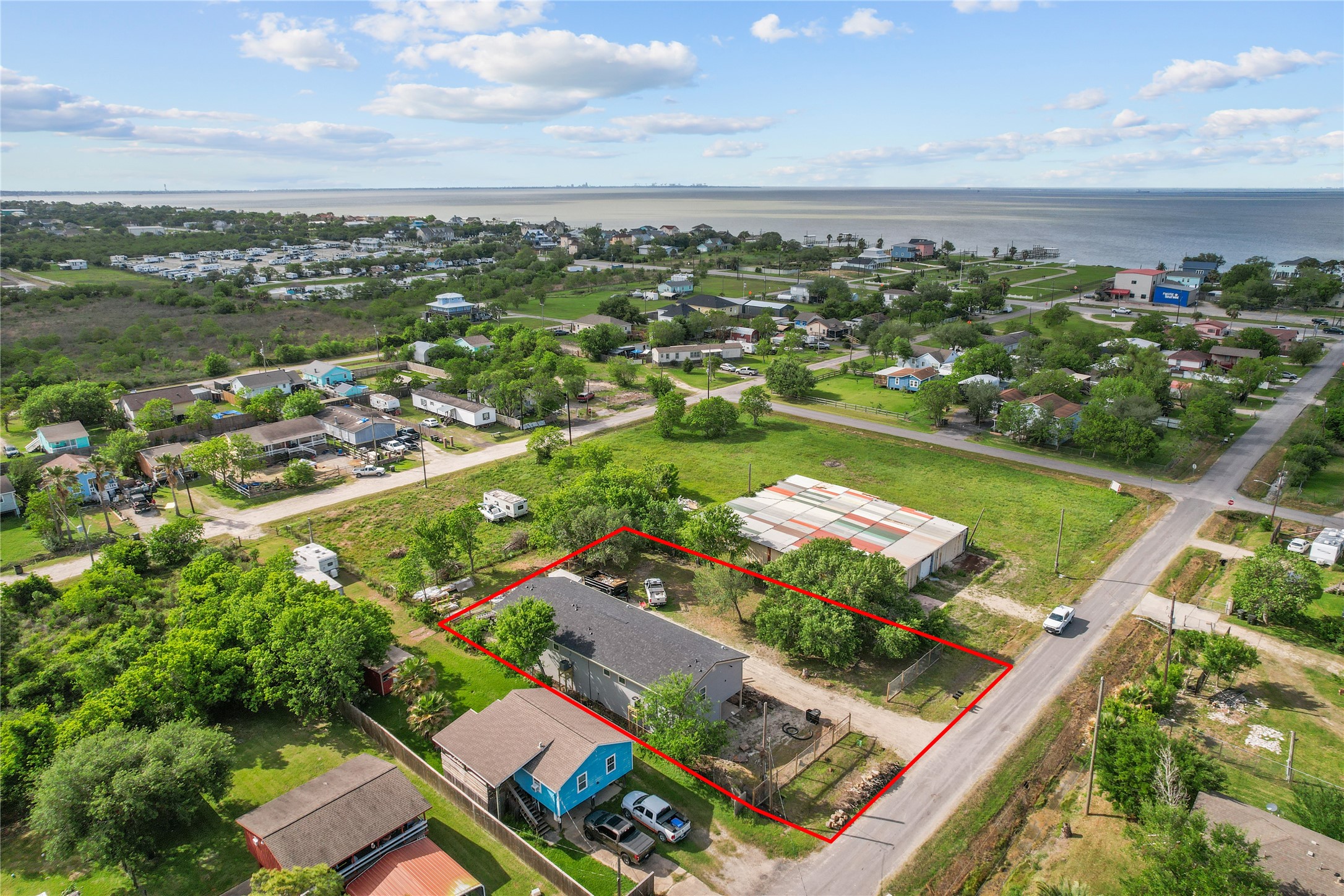 316 20th Street B Property Photo 8