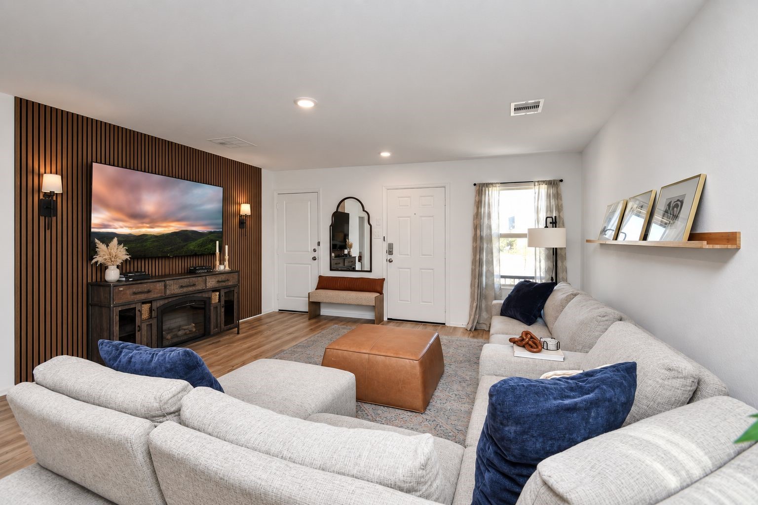 932 Gentle Moss Drive Property Photo 3