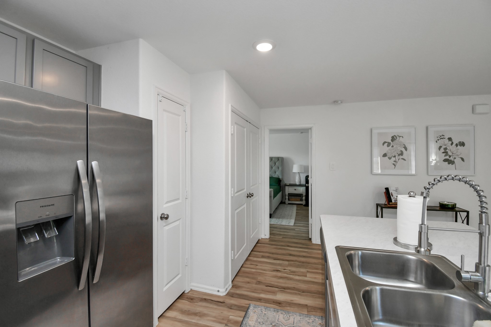 932 Gentle Moss Drive Property Photo 17