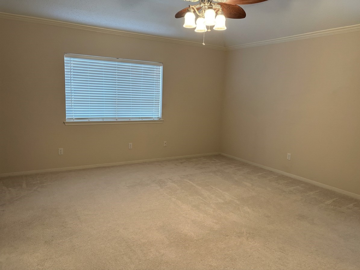 1819 Riverbend Crossing Property Photo 7