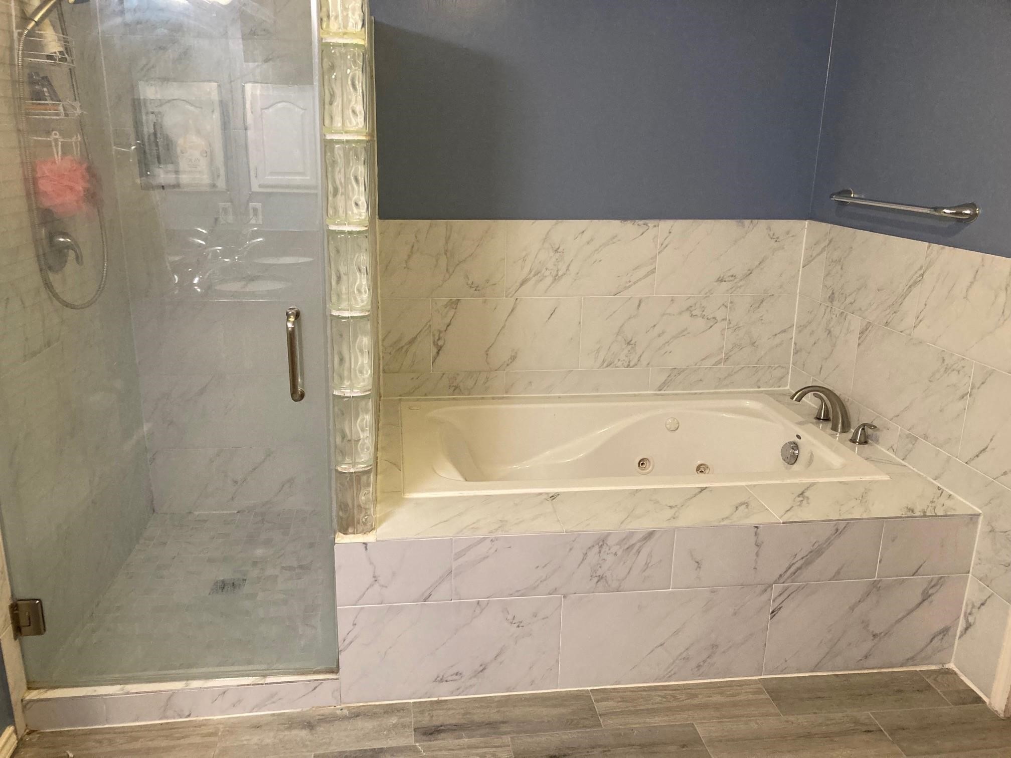 1819 Riverbend Crossing Property Photo 8