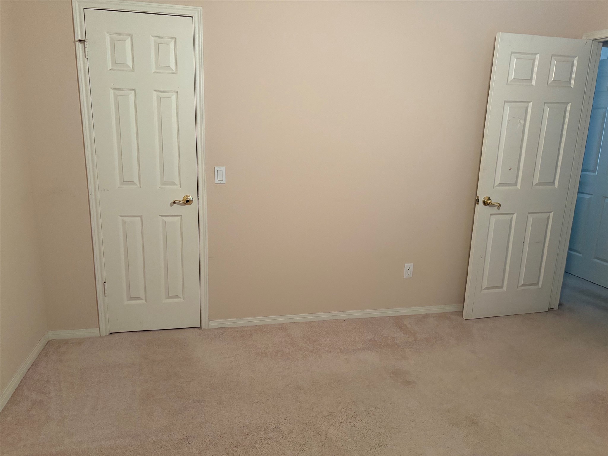 1819 Riverbend Crossing Property Photo 11