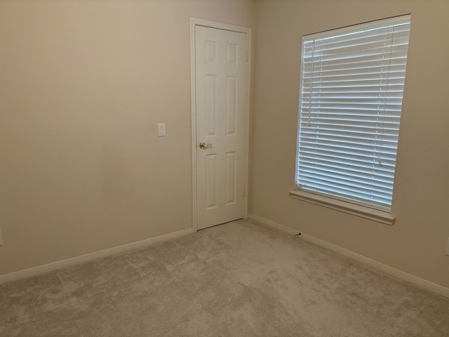 1819 Riverbend Crossing Property Photo 13