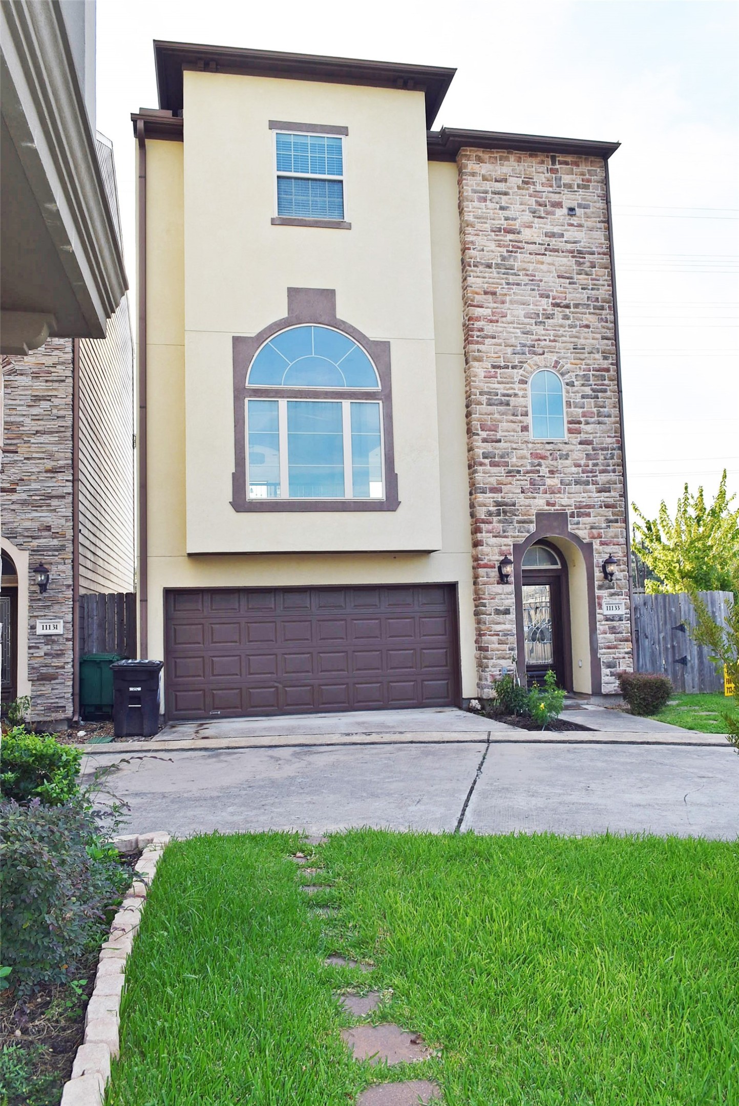 11133 Olympia Drive Property Photo 1