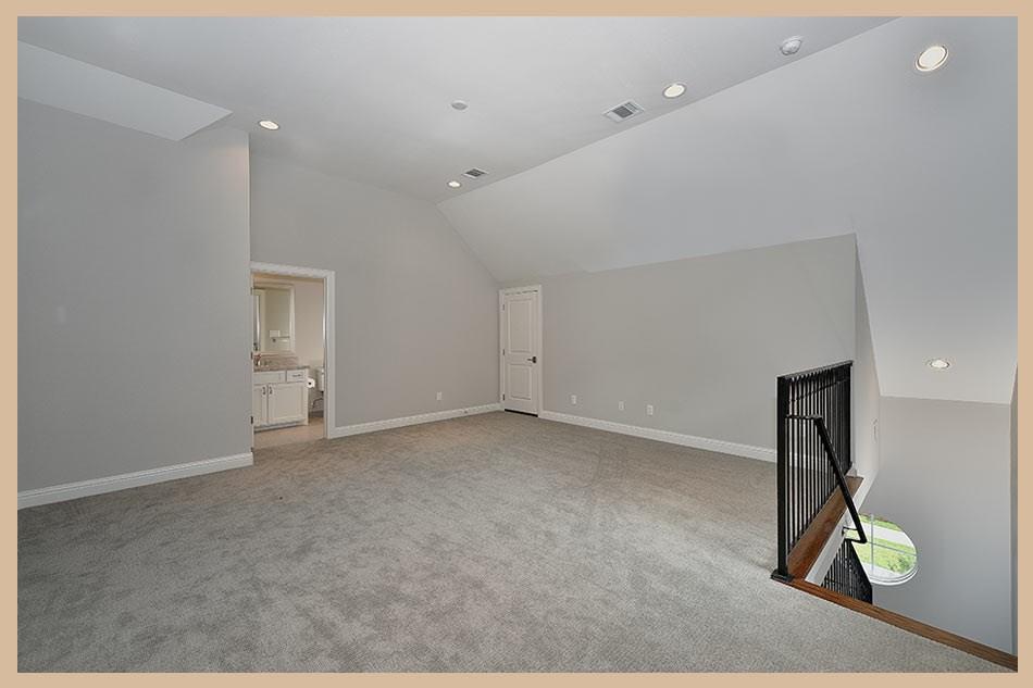 215 Willow Street Property Photo 21
