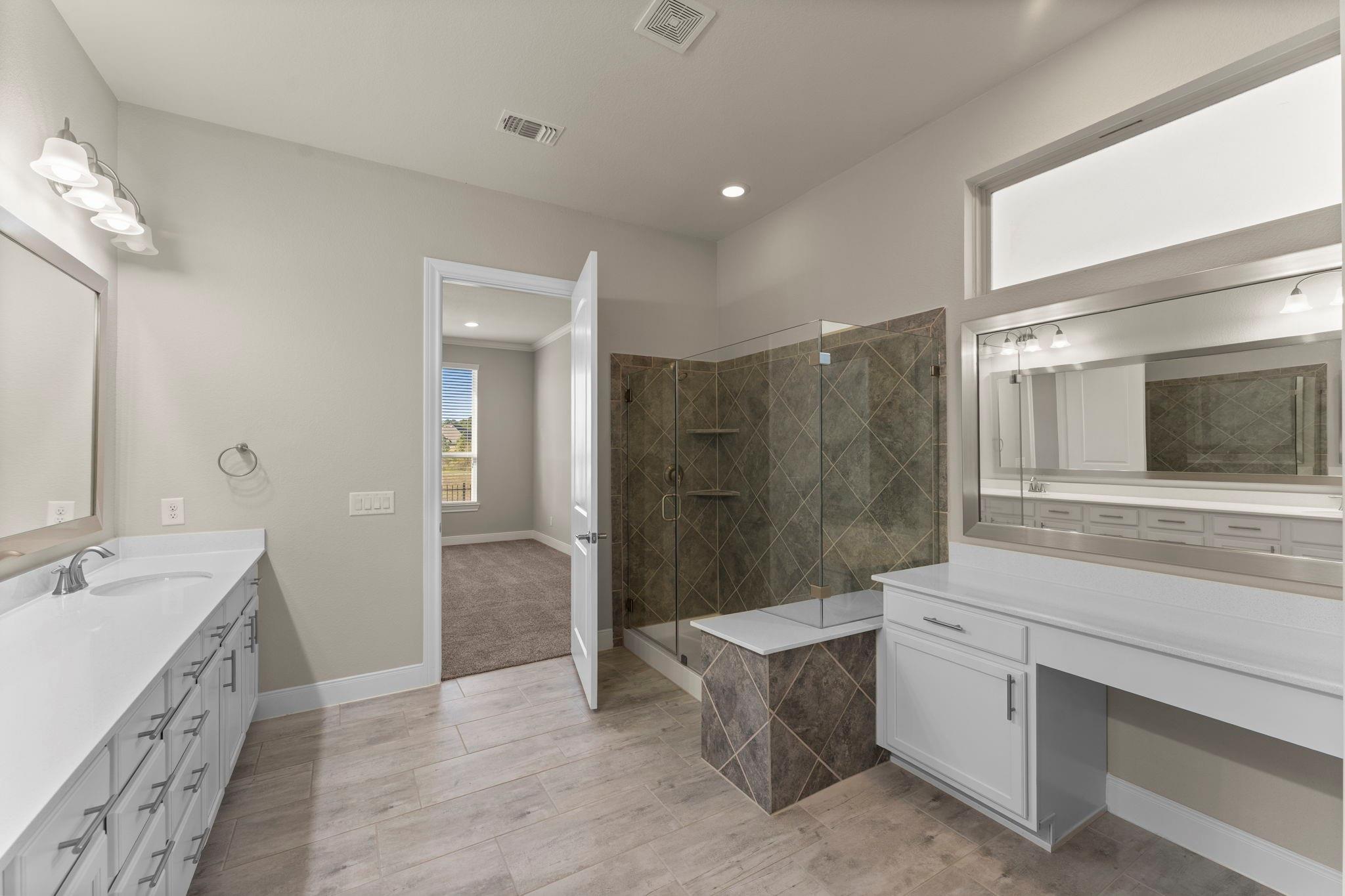 349 Kerry Bog Lane, The Woodlands Tx 77382 Property Photo 8