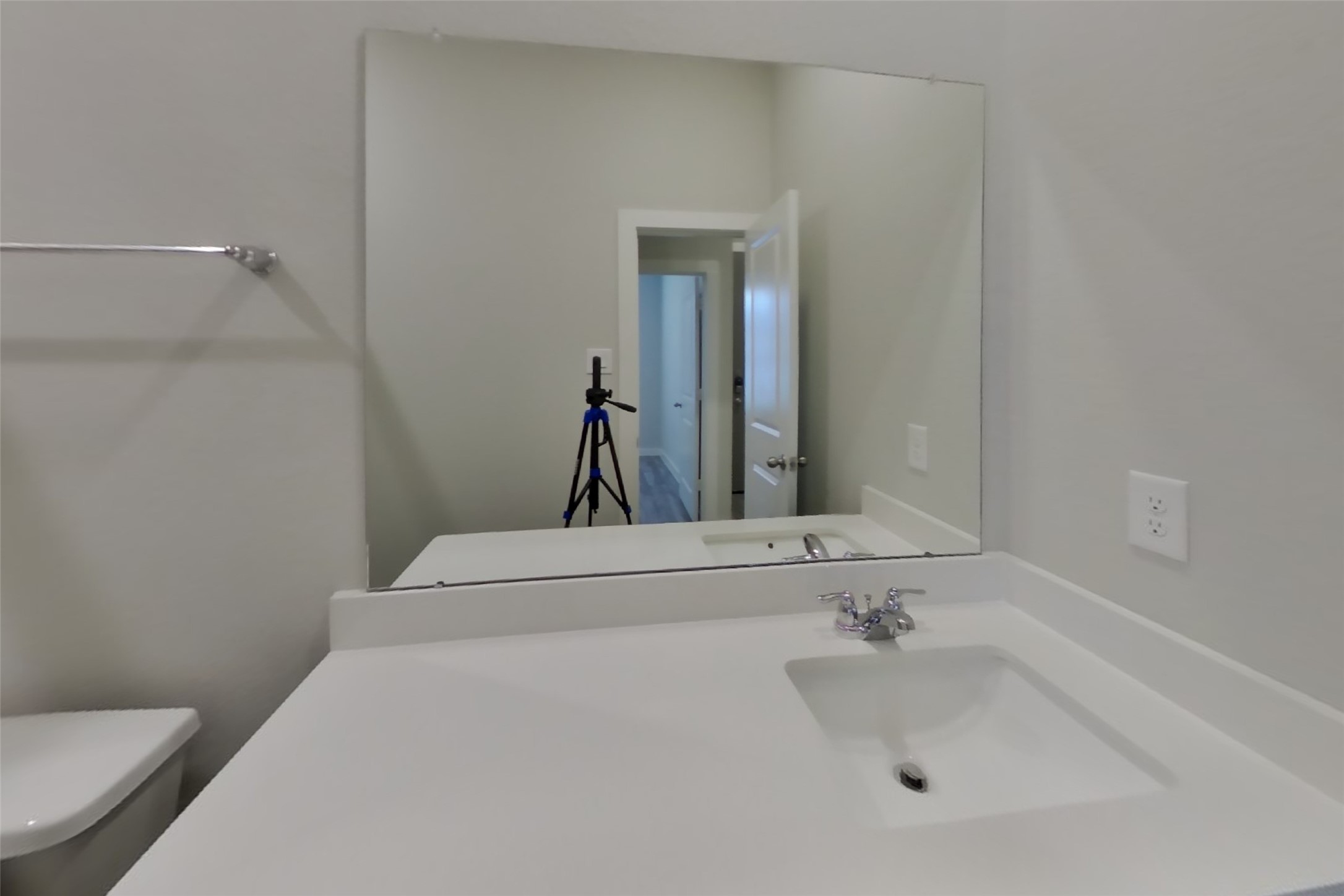9835 Willow Creek Commerce Drive 301 Property Photo 16