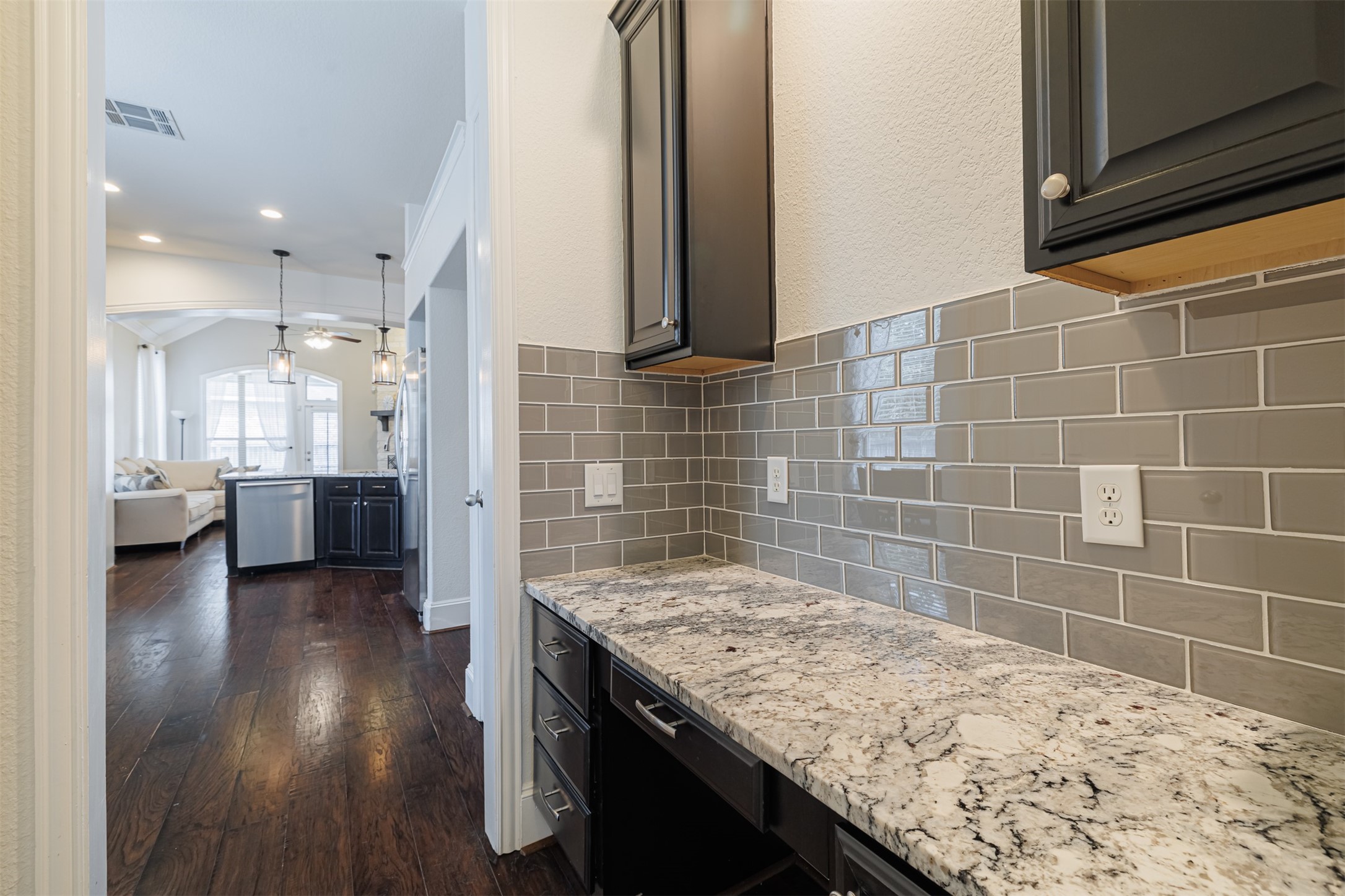 2818 Mcdonough Way Property Photo 7