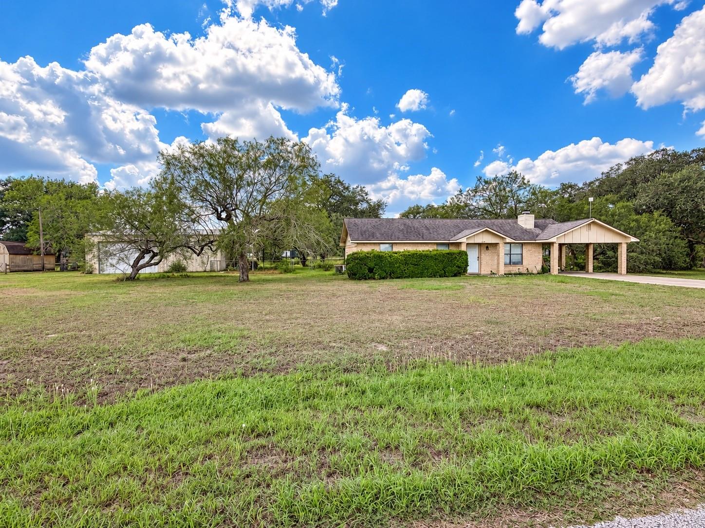 1677 Coletoville Rd E Property Photo 1