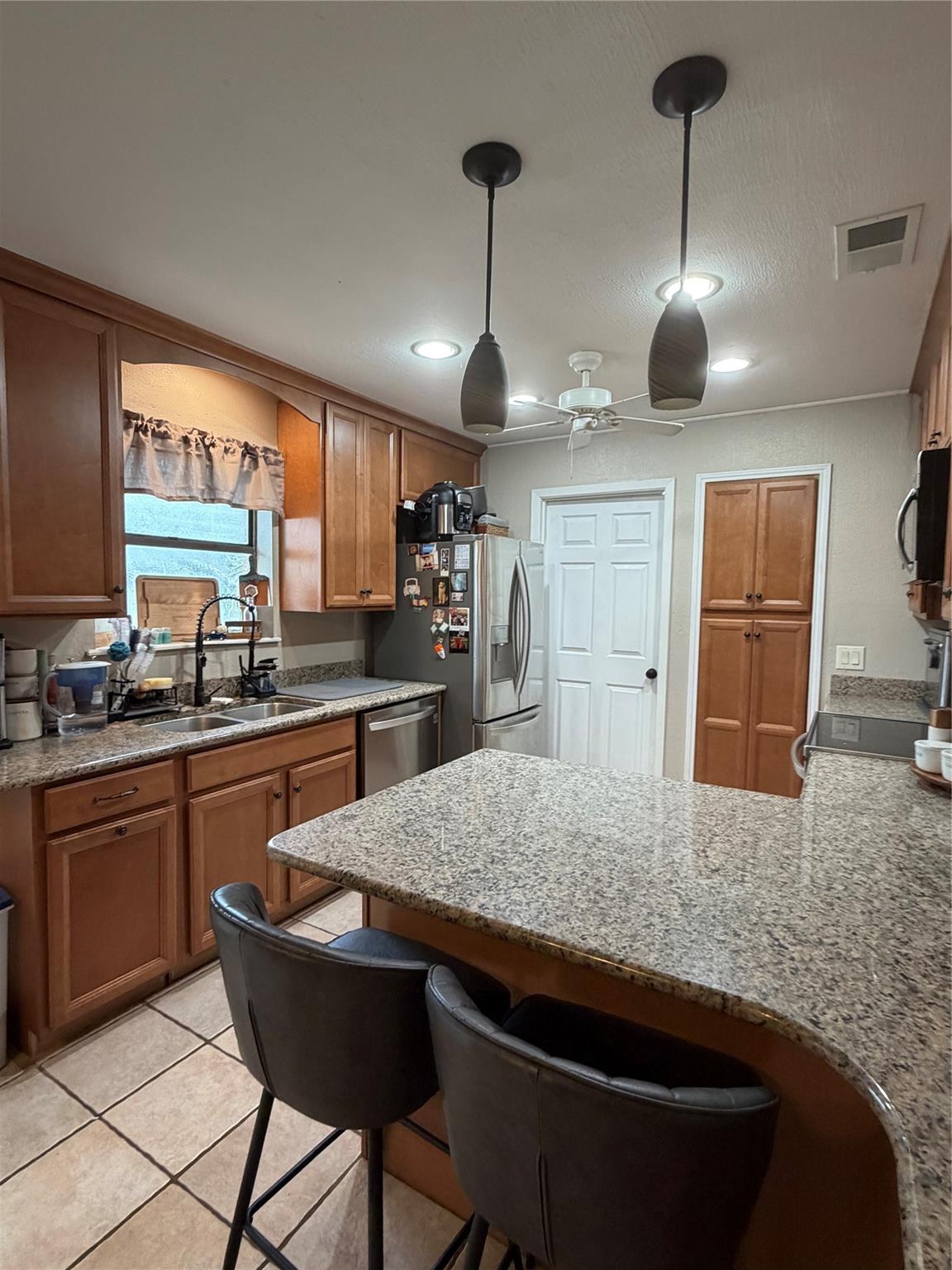 1677 Coletoville Rd E, Victoria Tx 77905 Property Photo 5