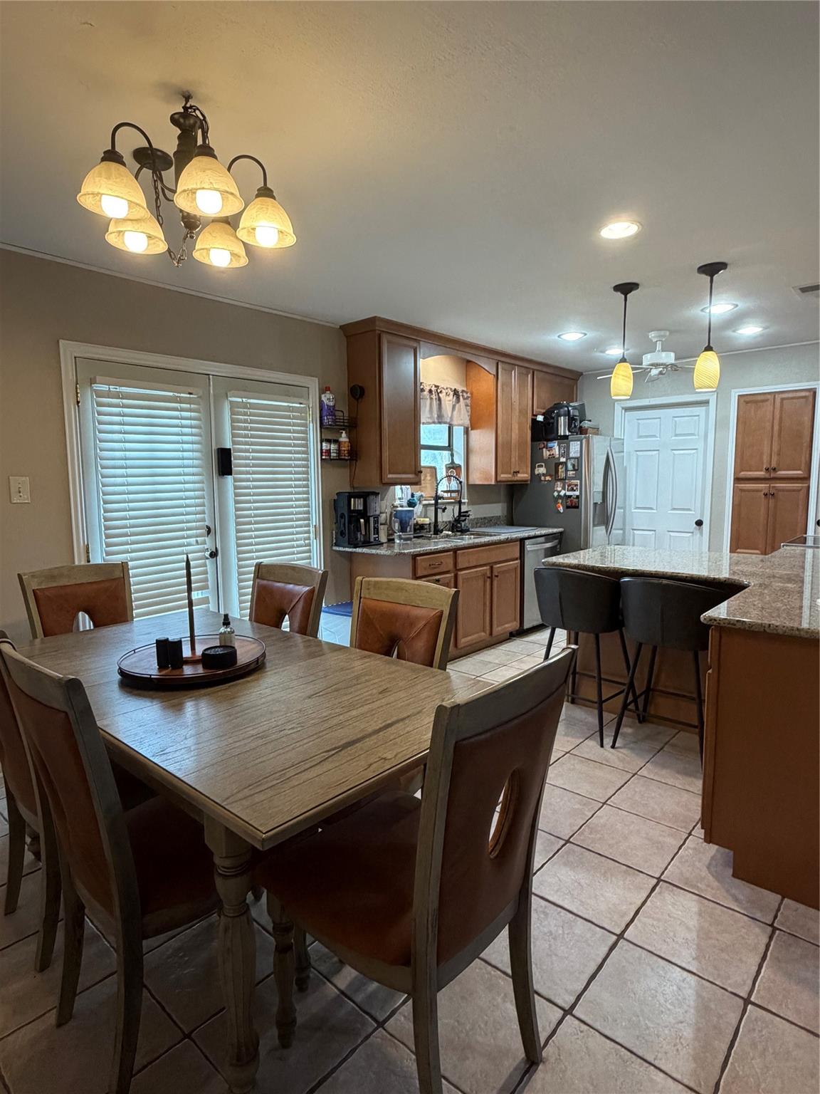 1677 Coletoville Rd E Property Photo 10