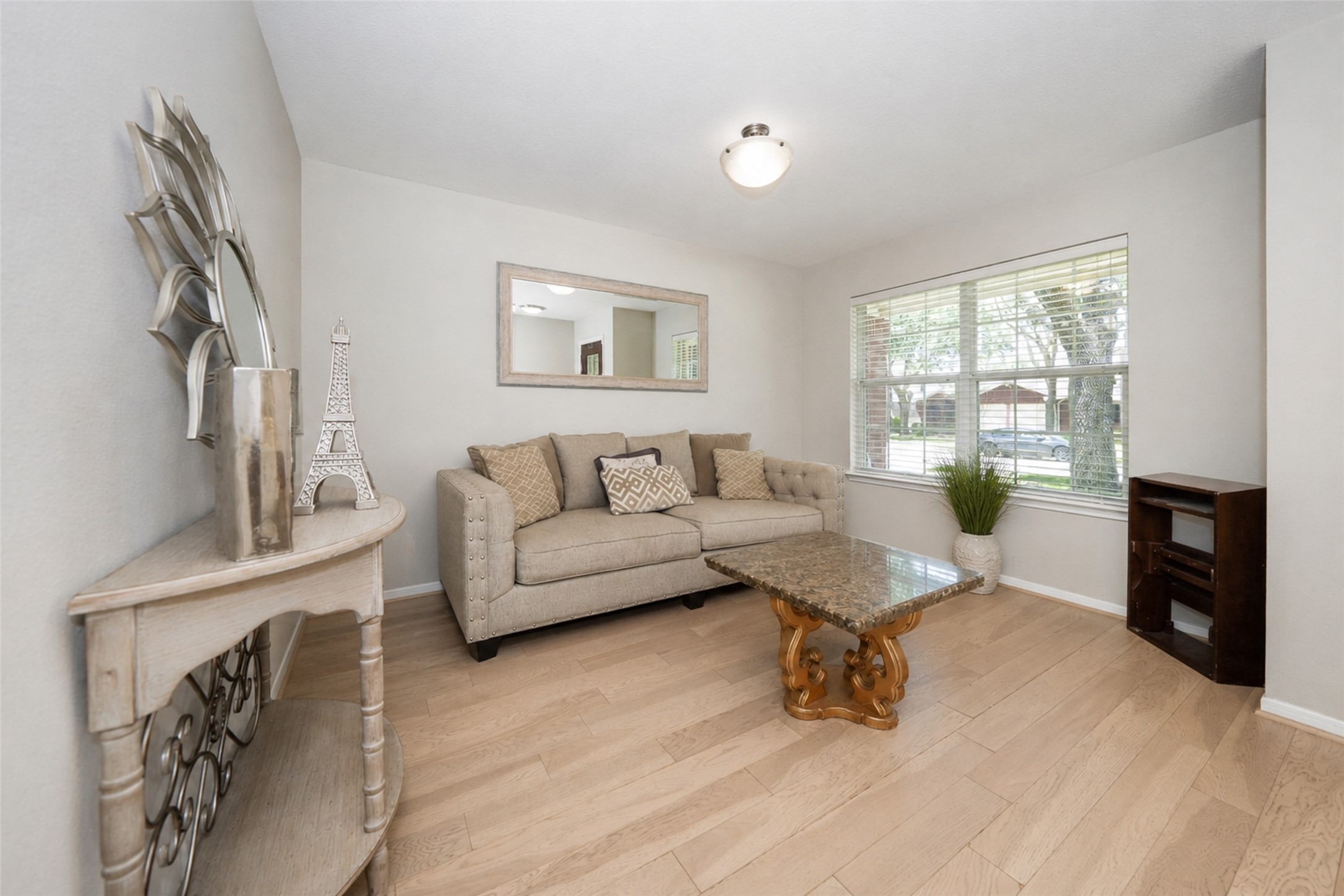 17435 S Summit Canyon Drive Property Photo 10