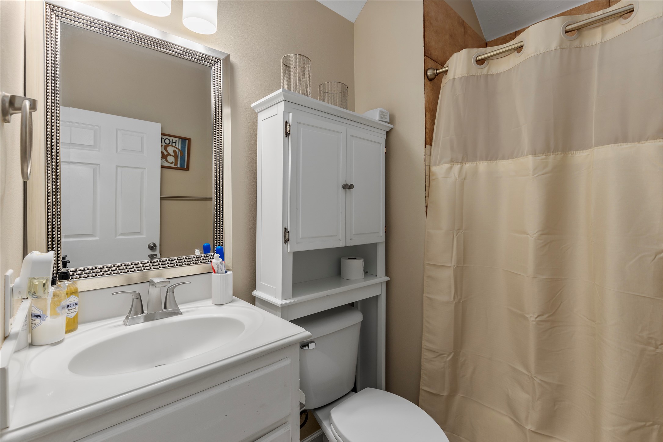 18707 Dellhaven Lane Property Photo 21