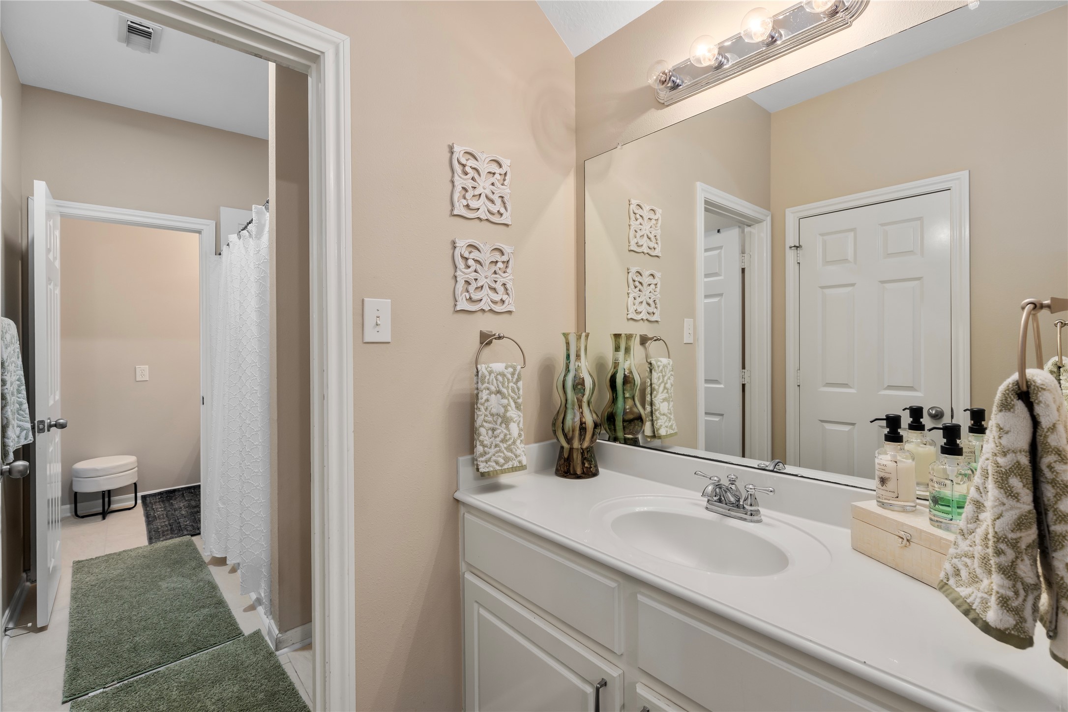 18707 Dellhaven Lane Property Photo 29