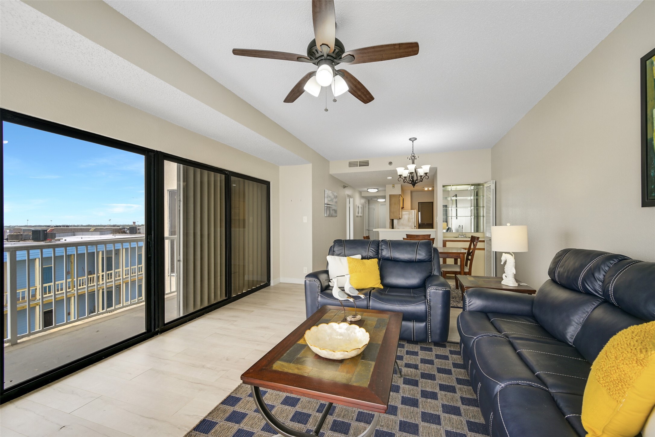 7700 Seawall Boulevard 512 Property Photo 13
