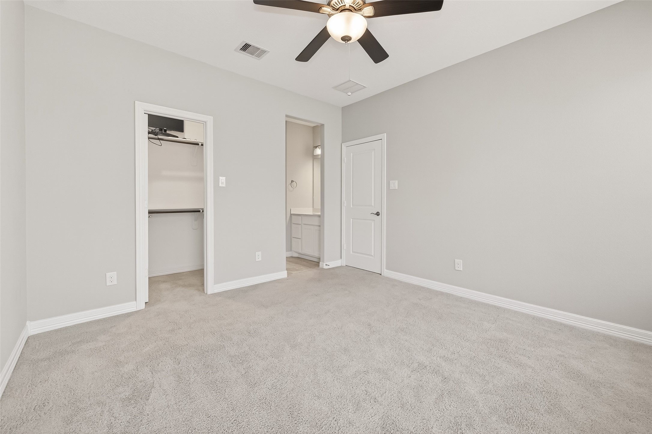3843 Desert Springs Lane Property Photo 38