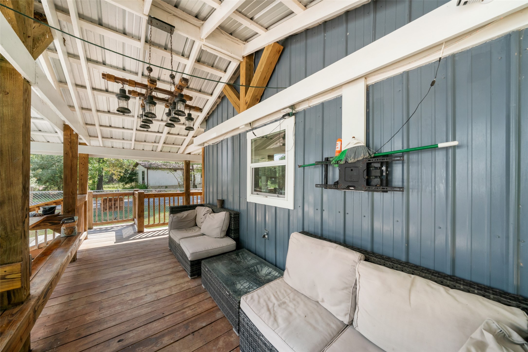 384 Phillips Road Property Photo 17